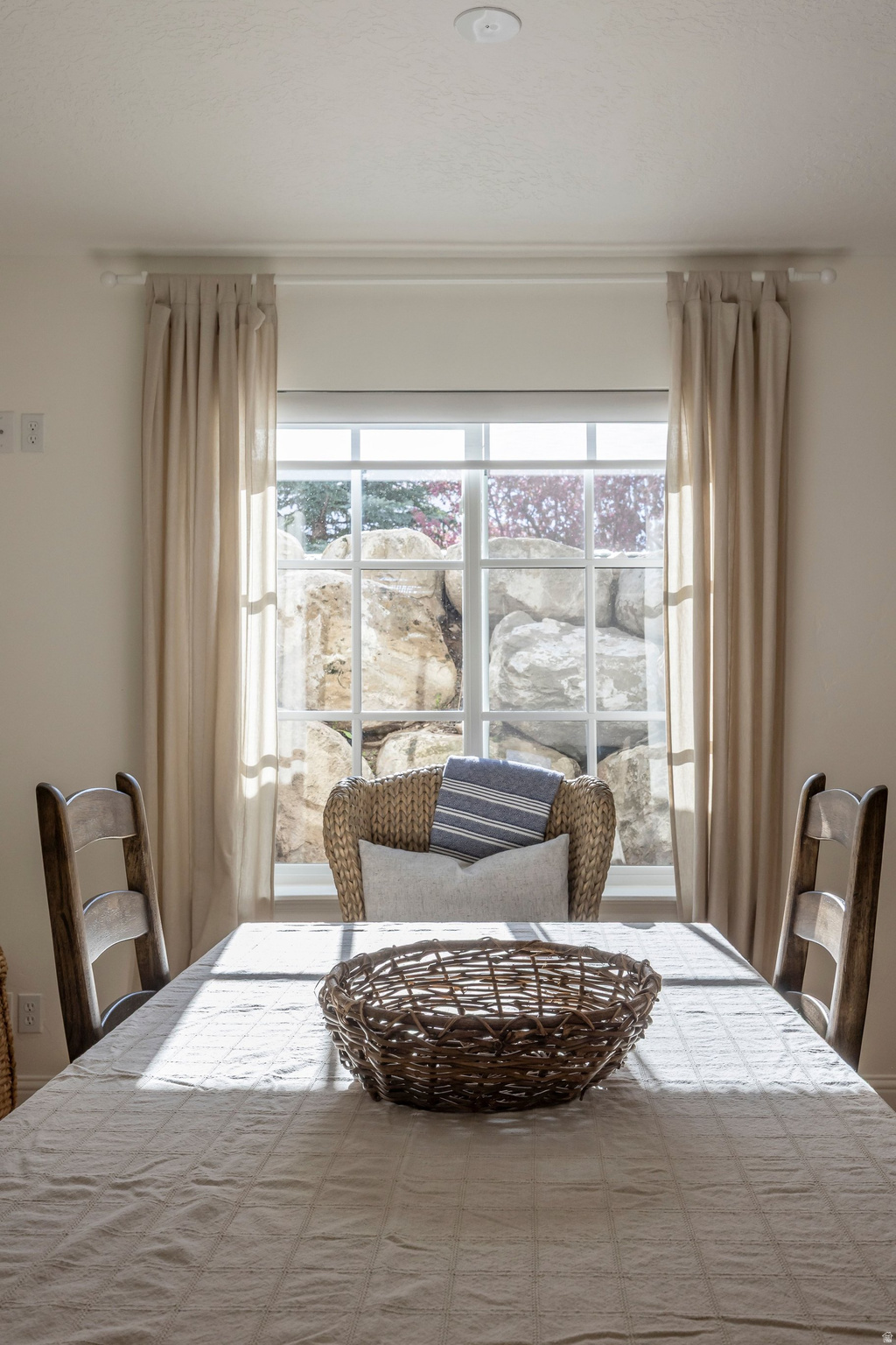 main property photo 89