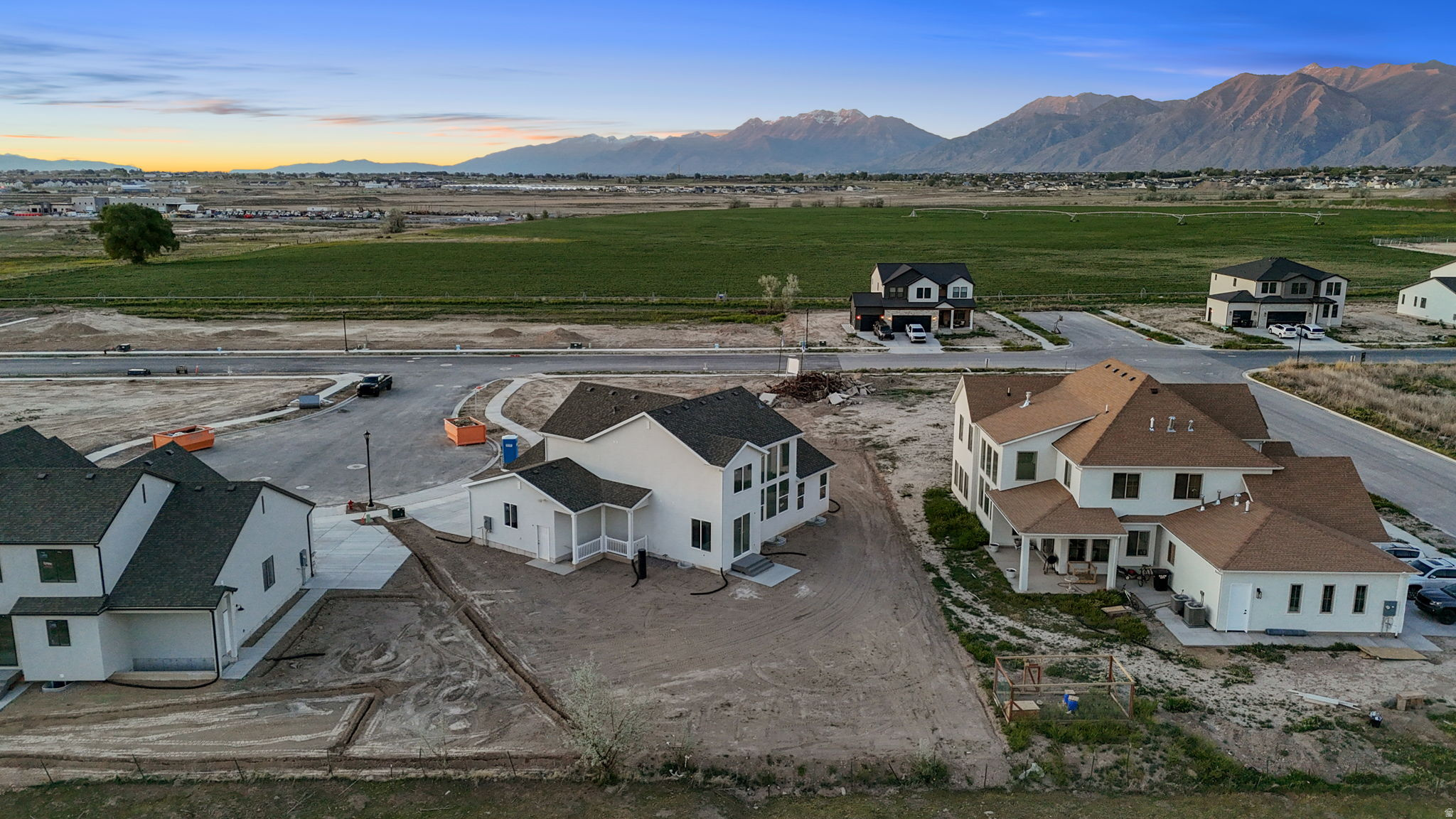 main property photo 18