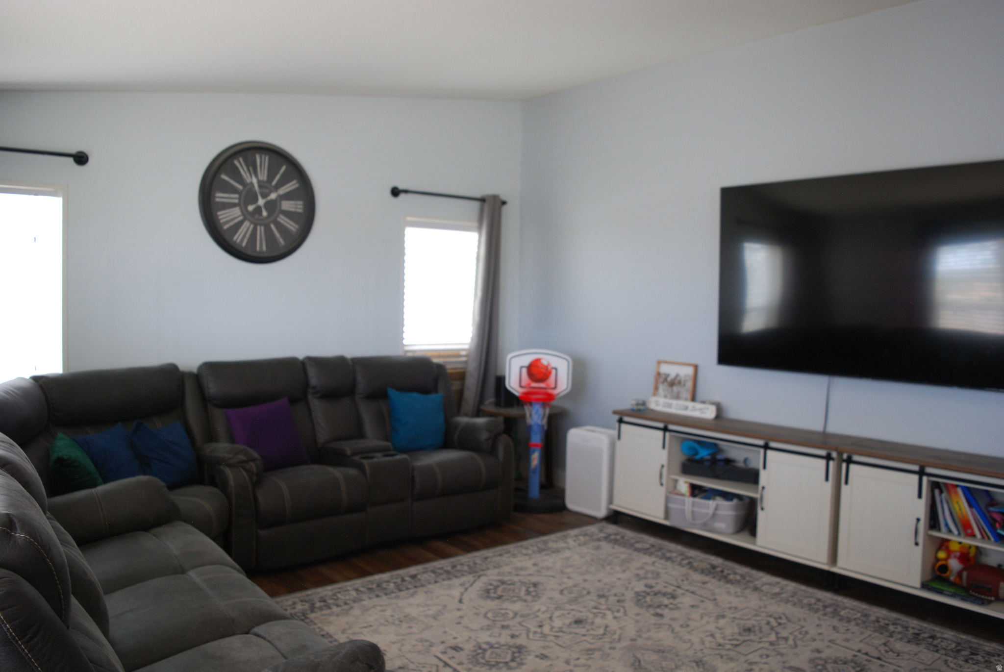 main property photo 6