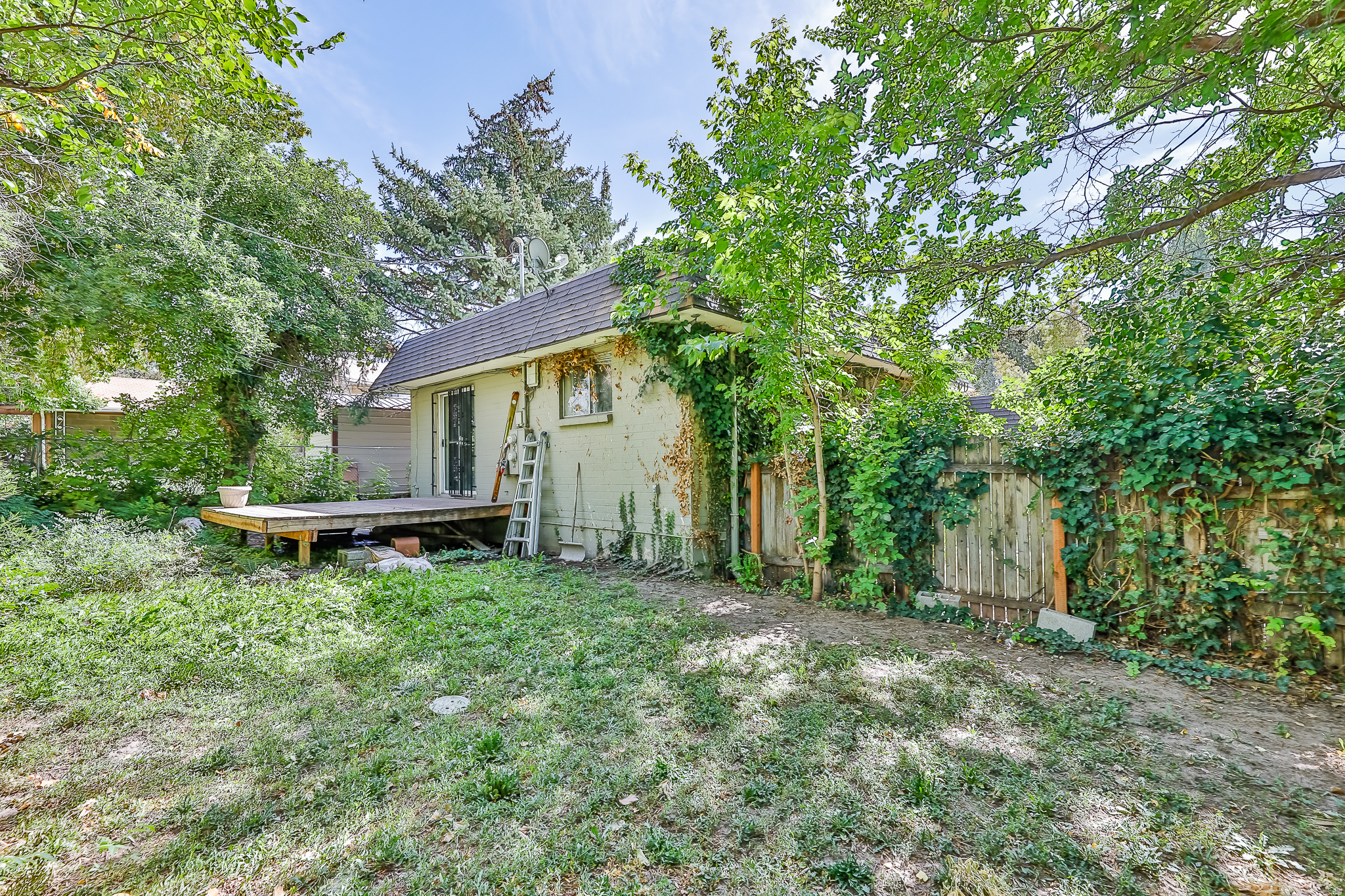 main property photo 42