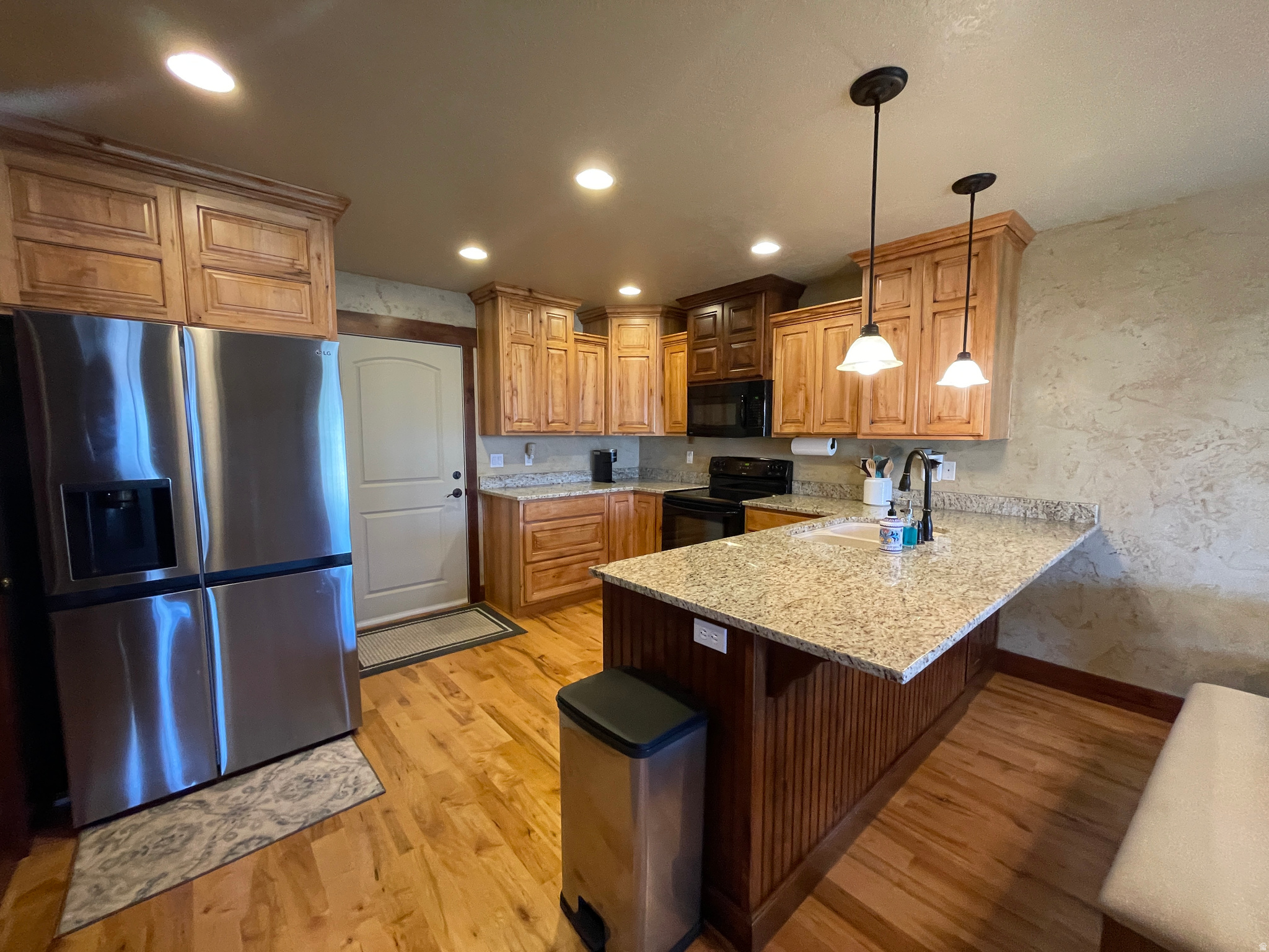main property photo 12
