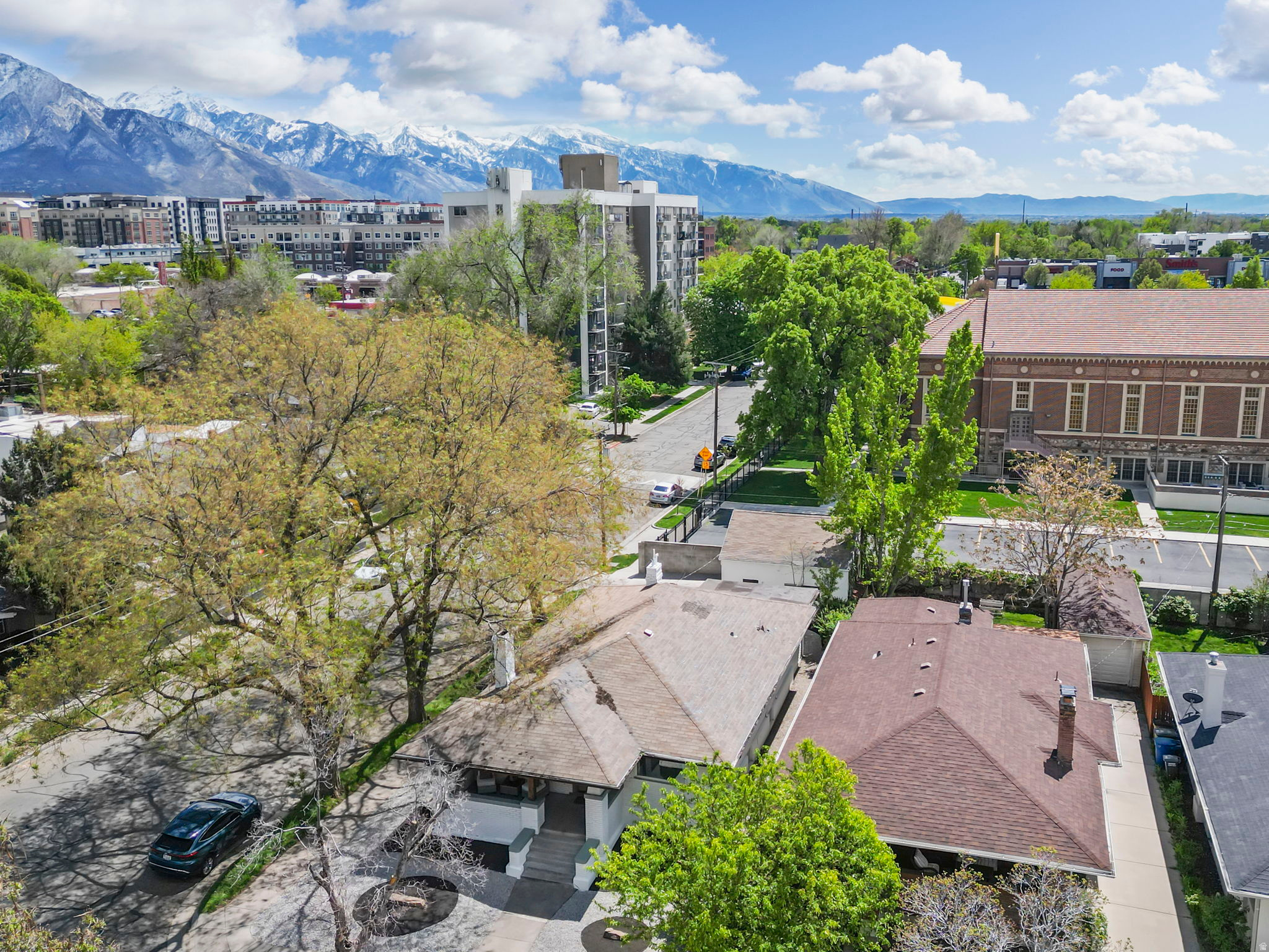 main property photo 49