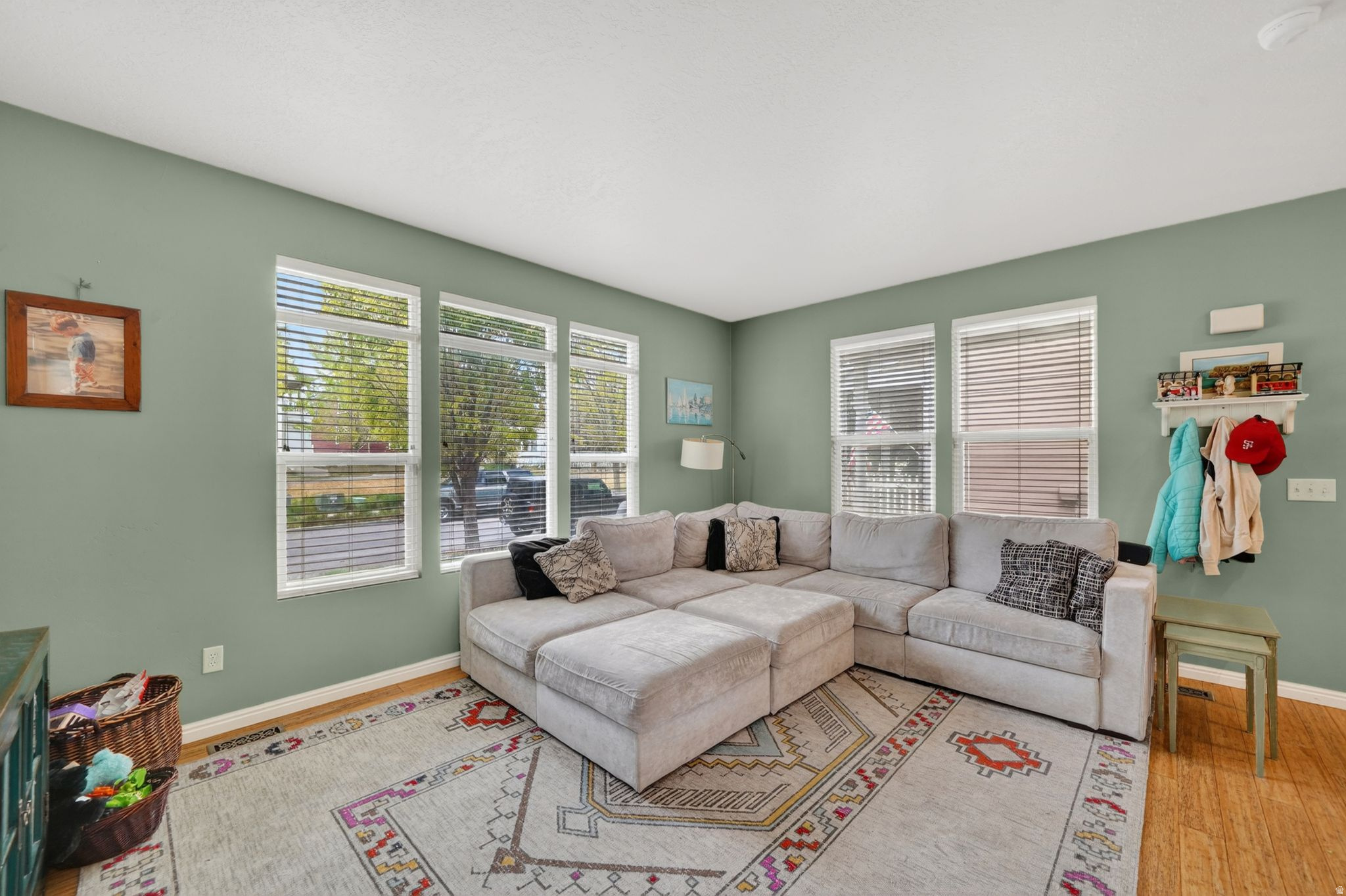 main property photo 3