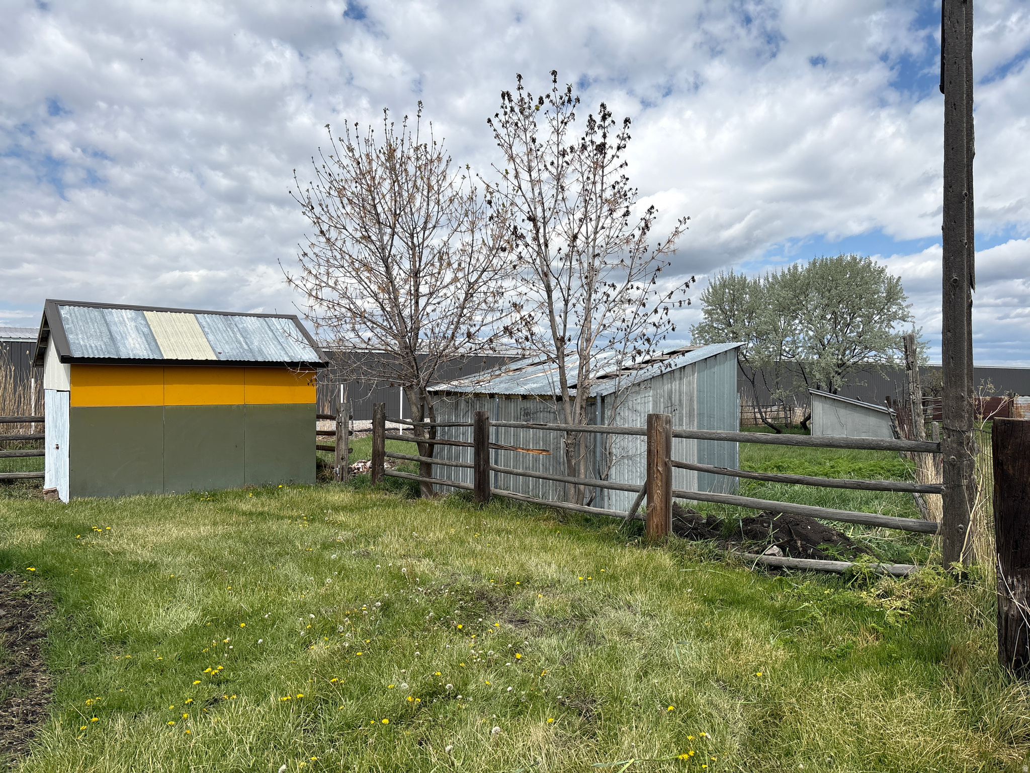 main property photo 23
