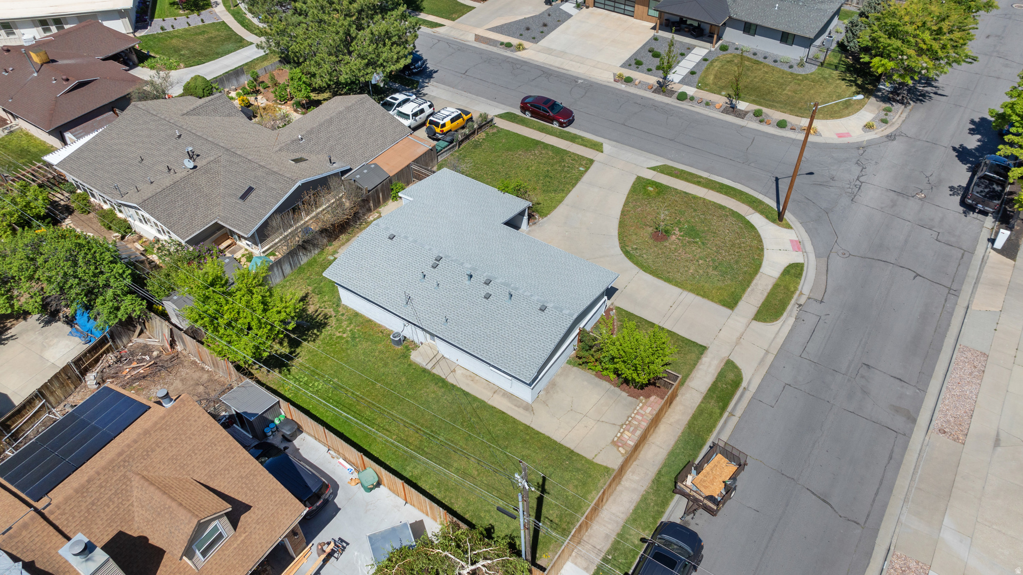 main property photo 33