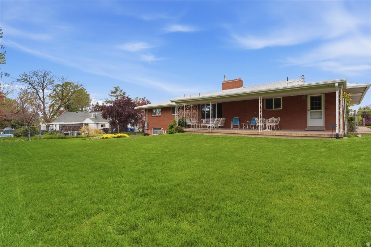 main property photo 27