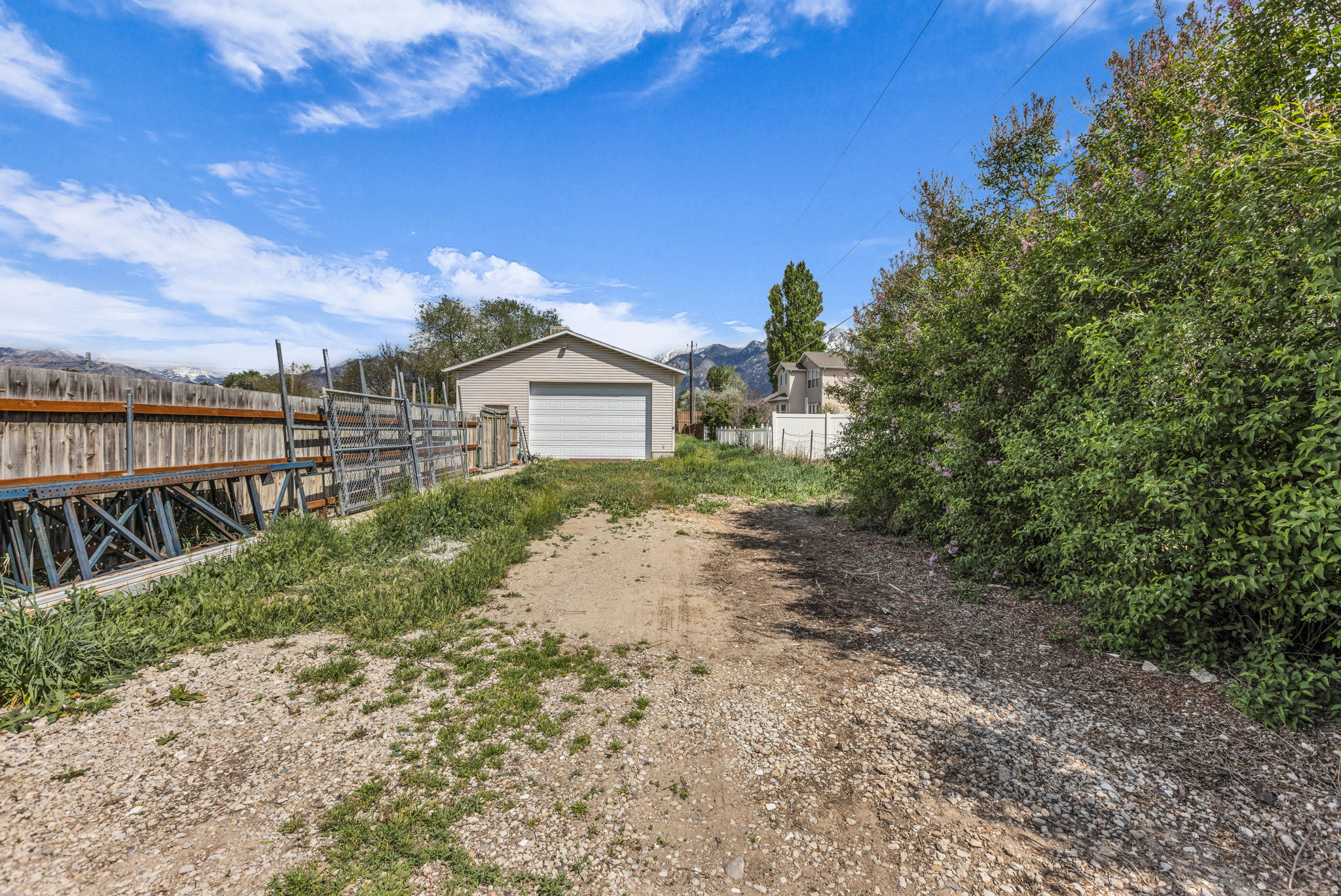 main property photo 54