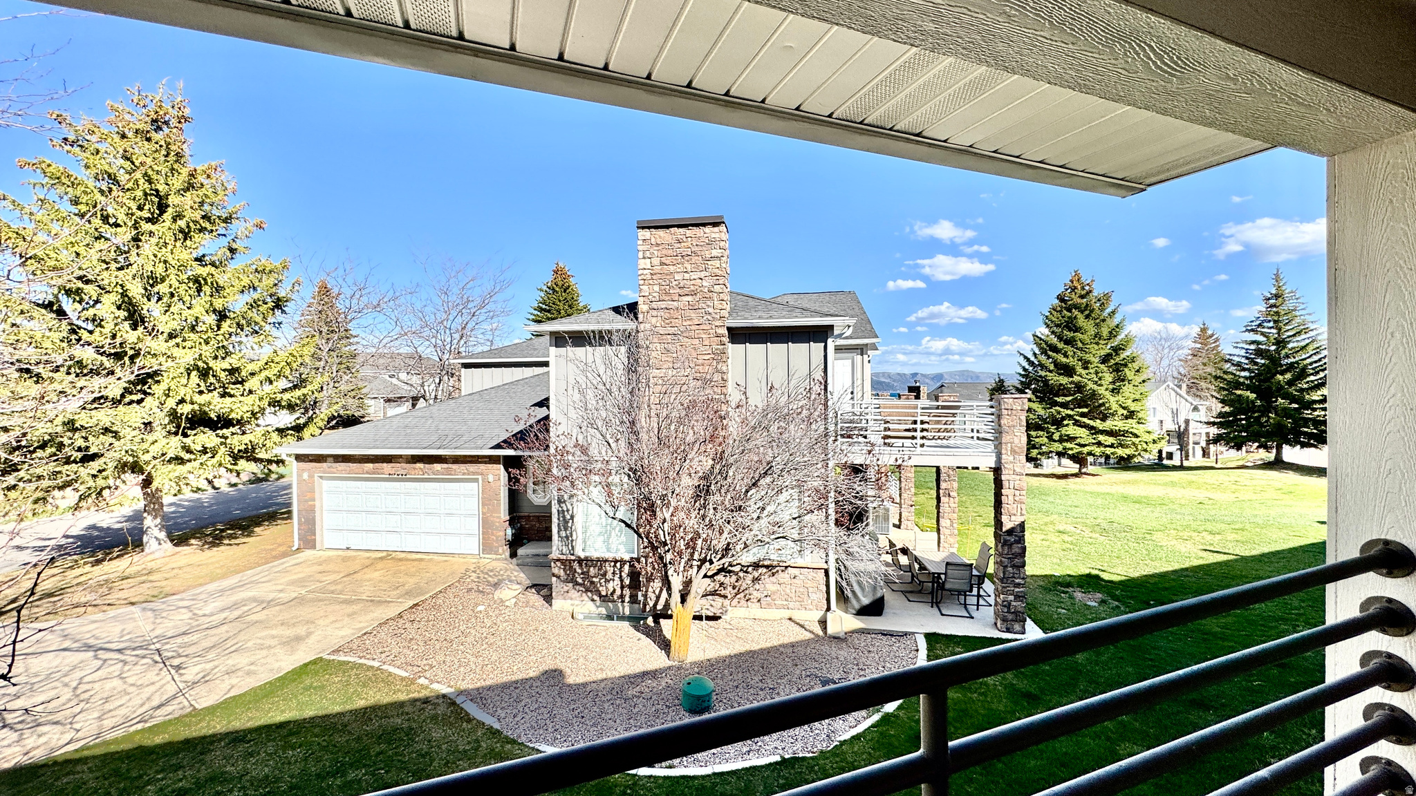 main property photo 14