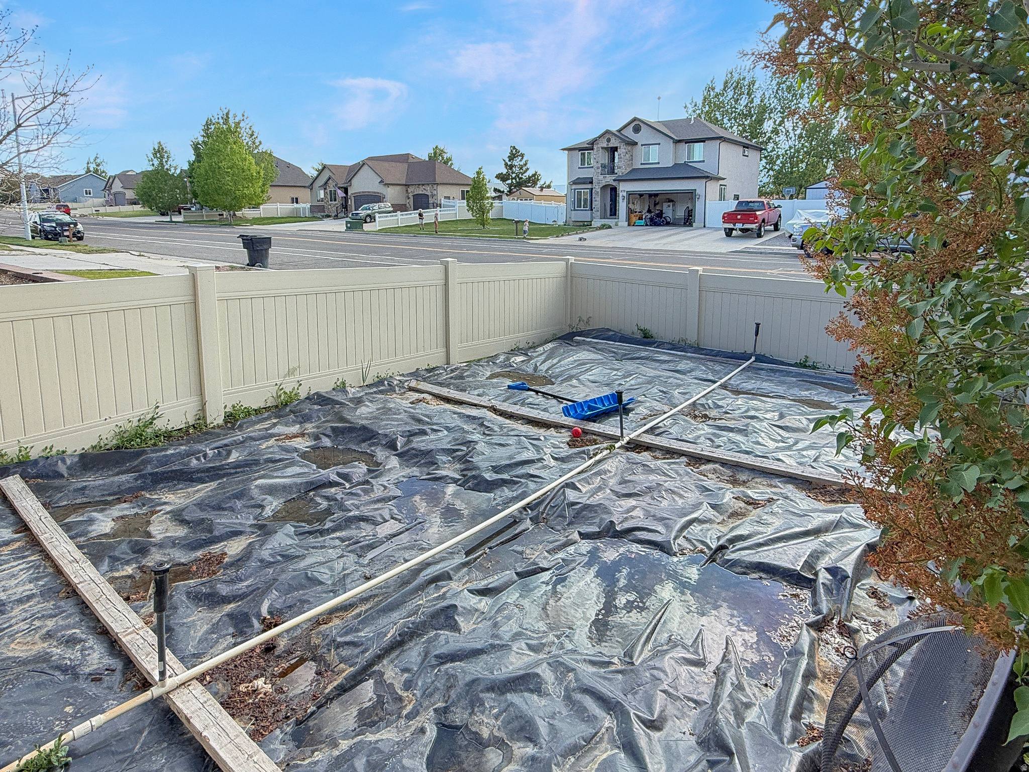 main property photo 70