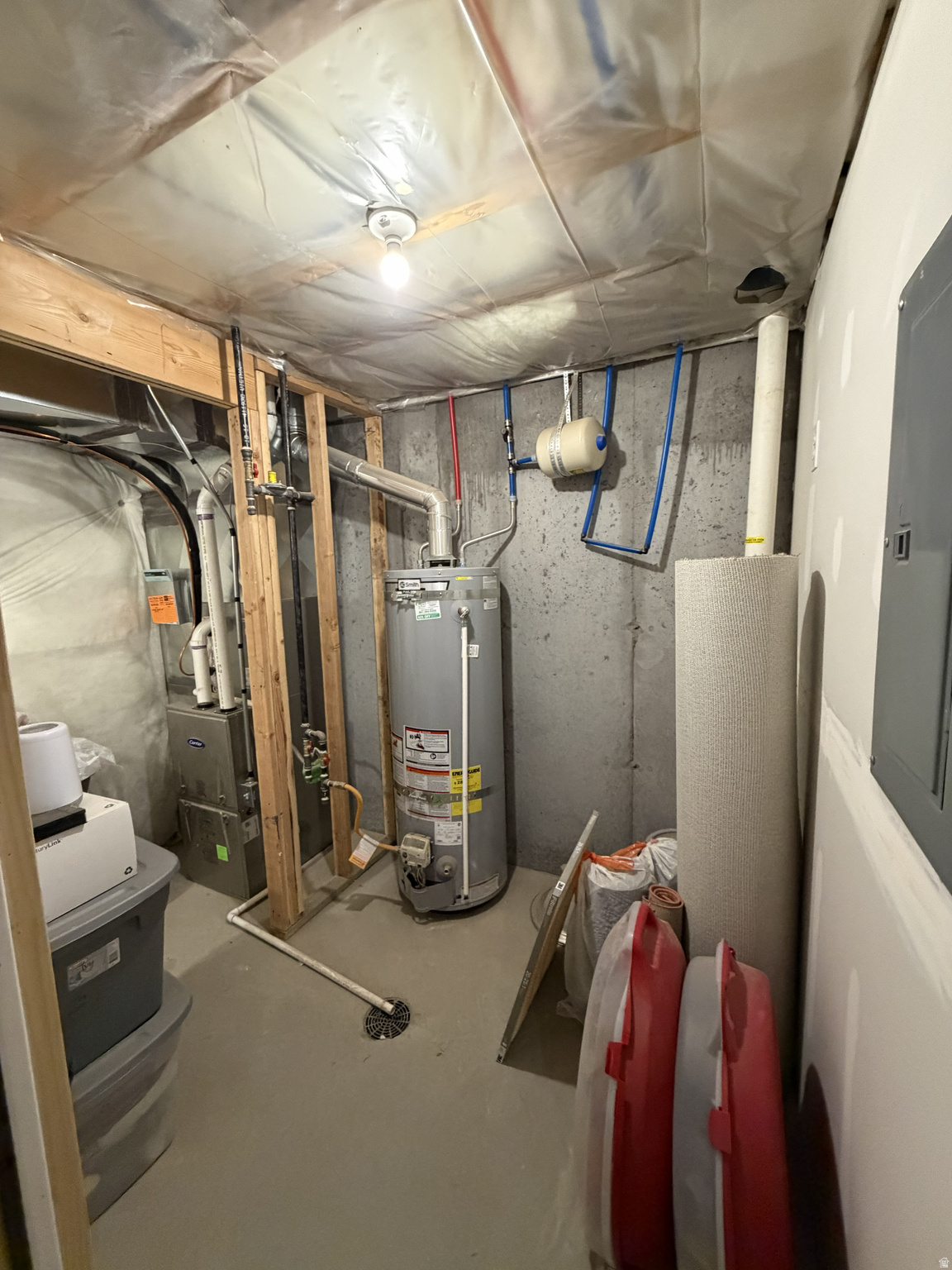 main property photo 18