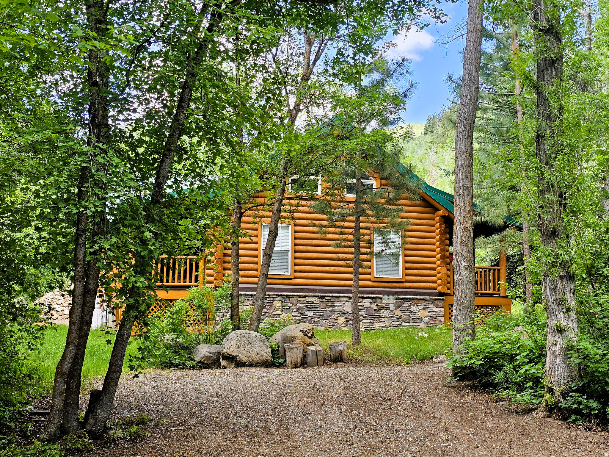 main property photo 0