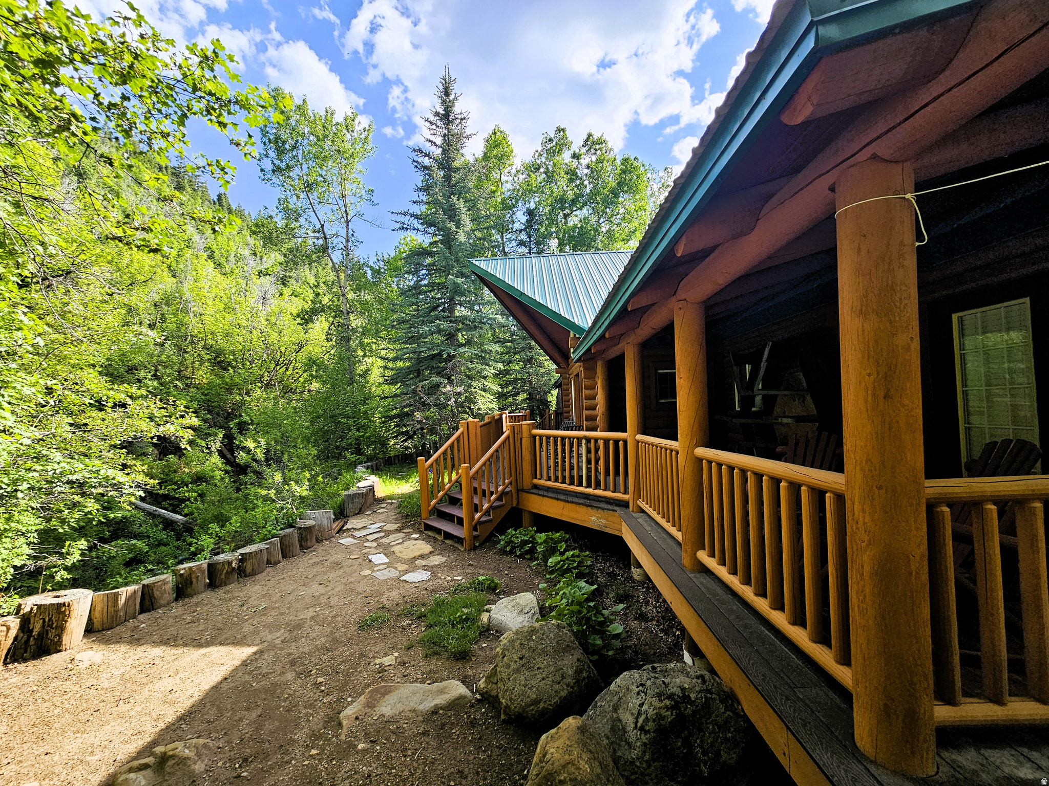 main property photo 13