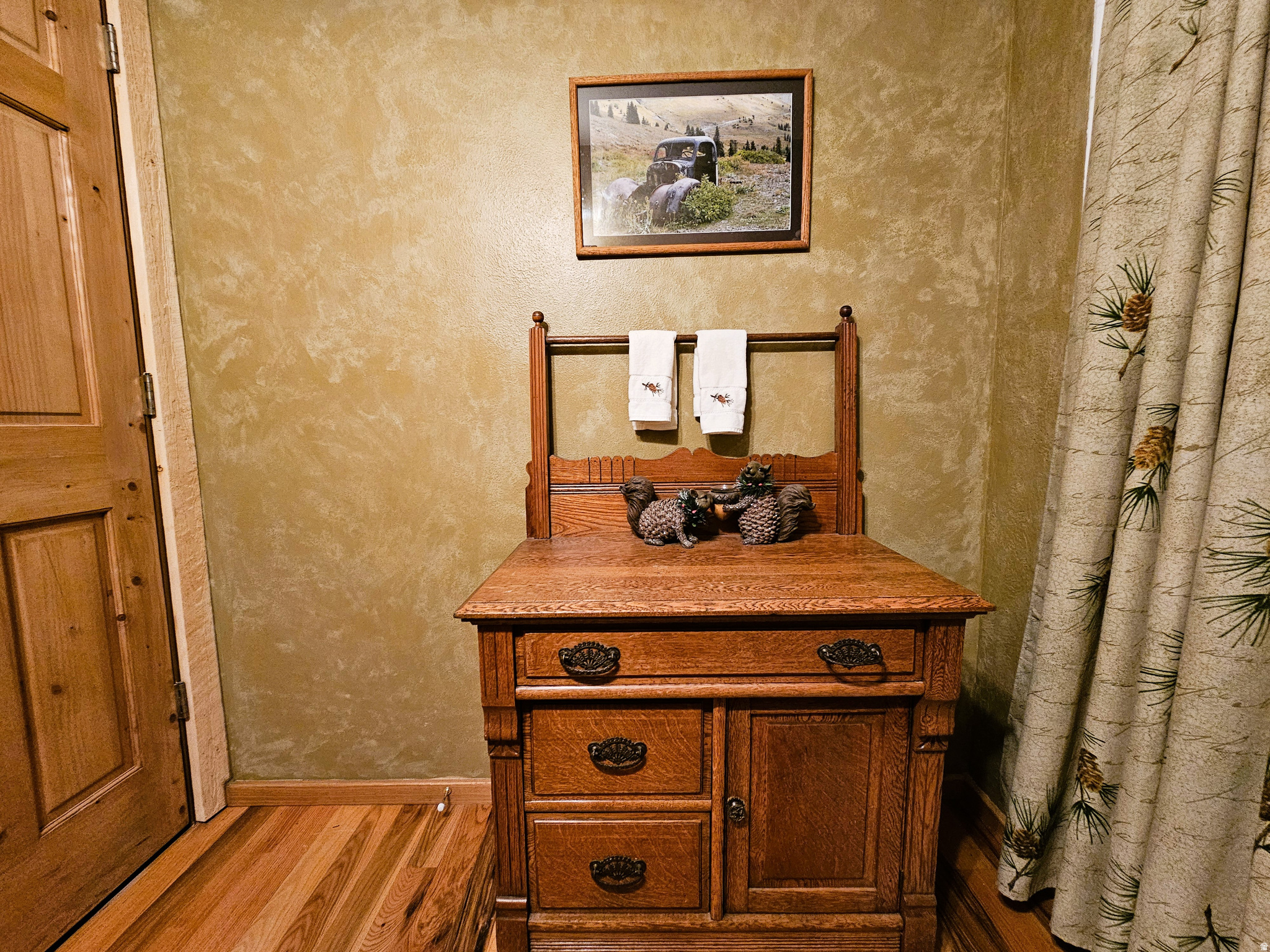 main property photo 50
