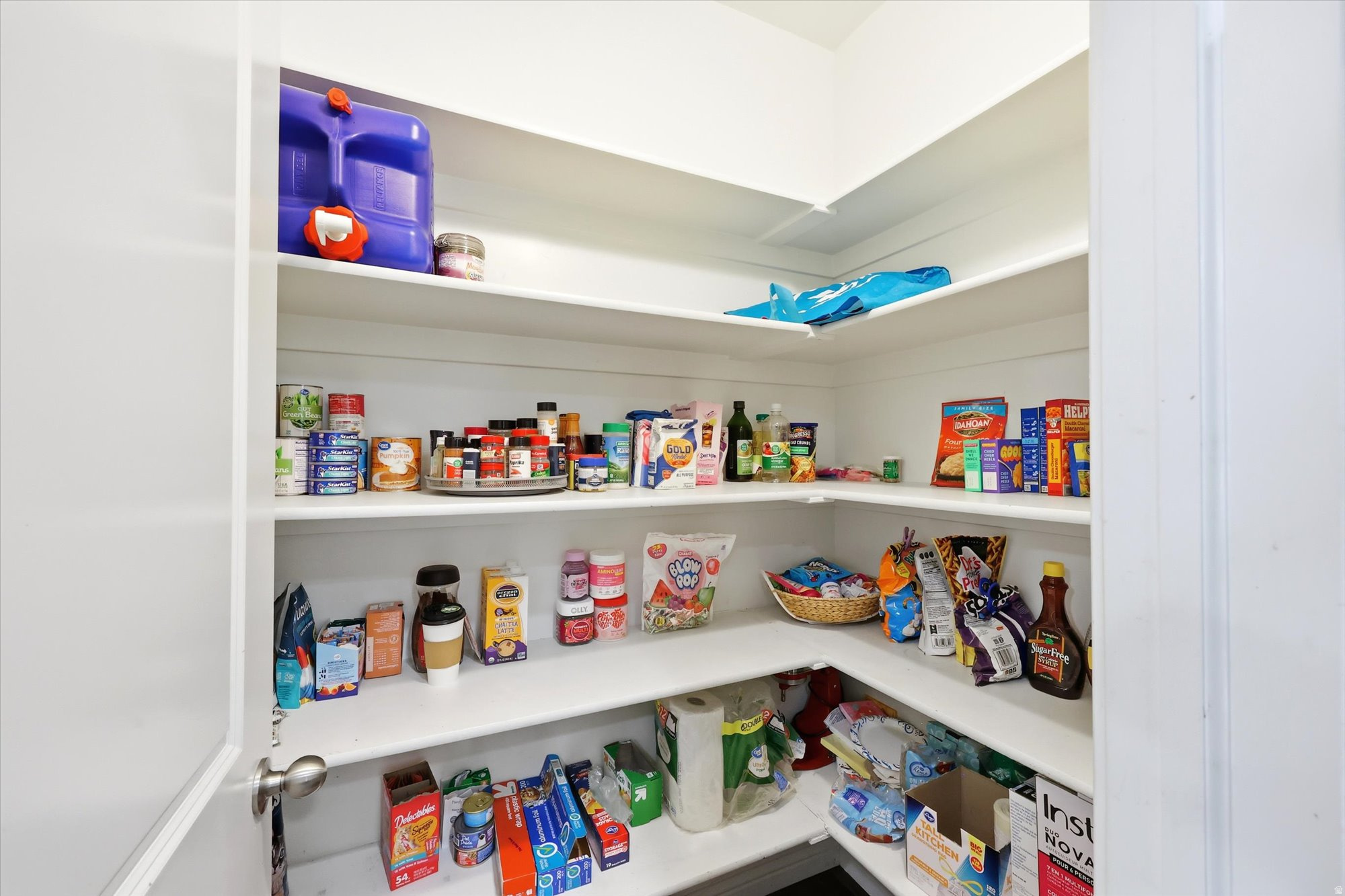main property photo 11