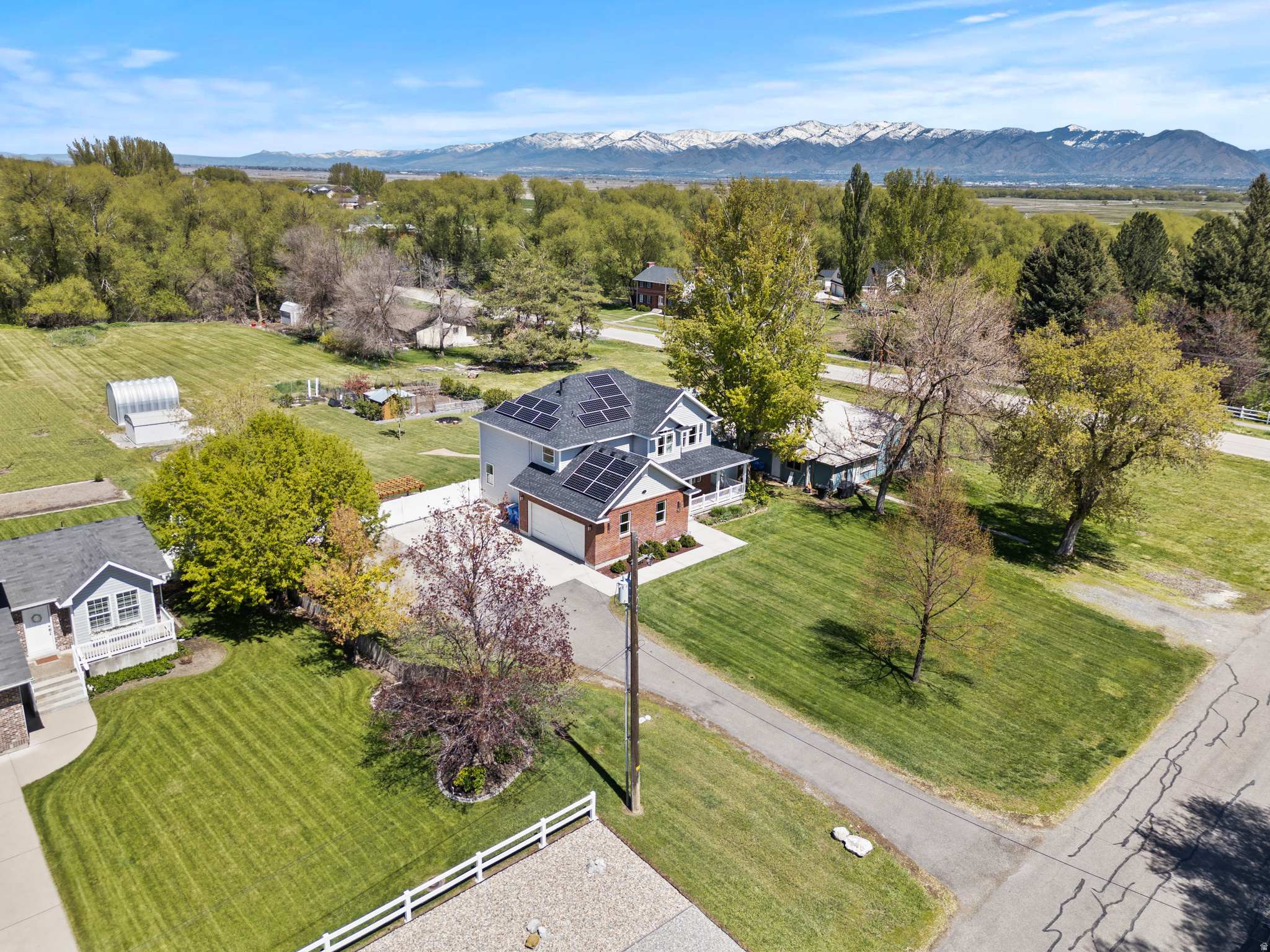 main property photo 26