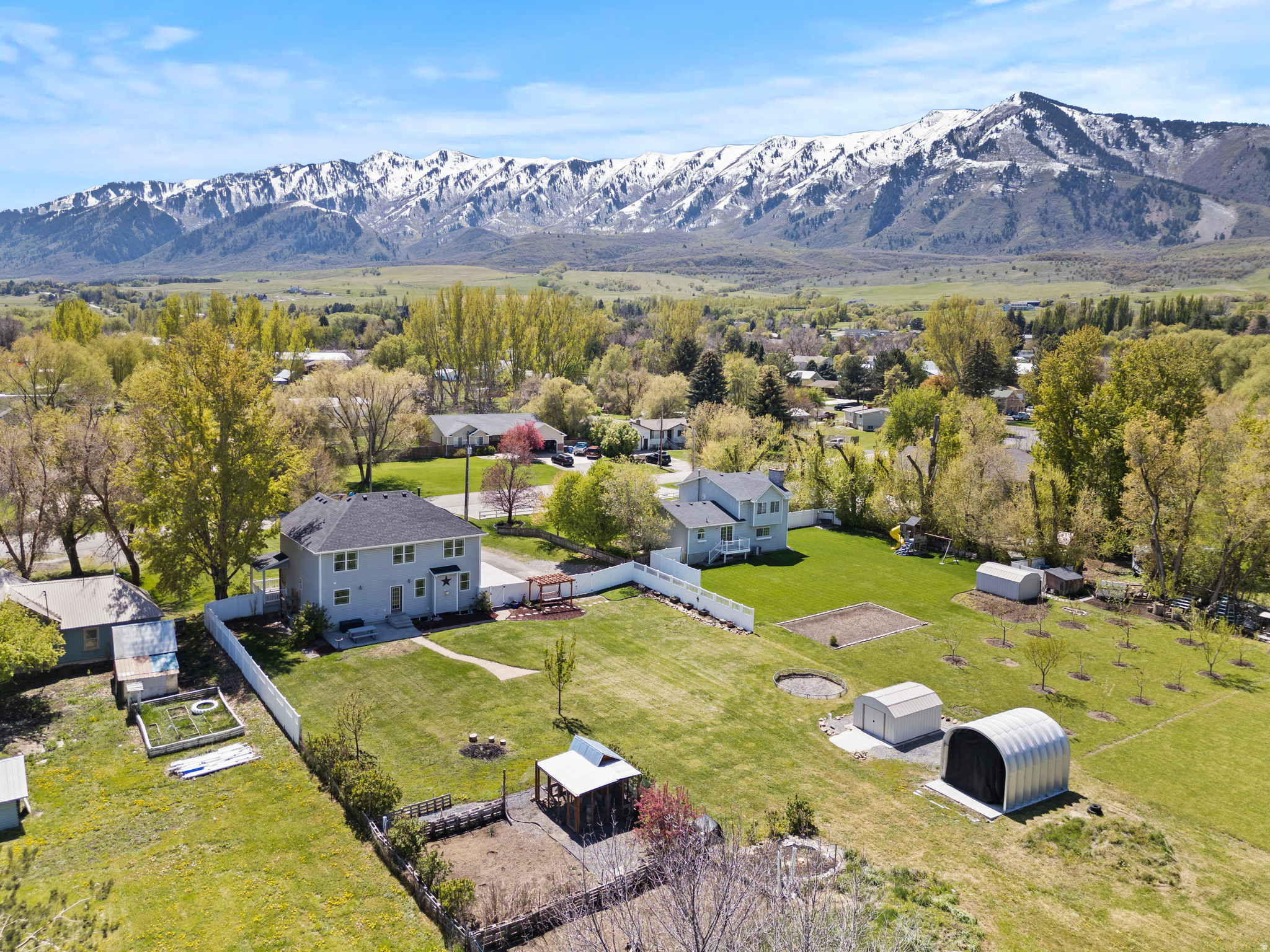 main property photo 29