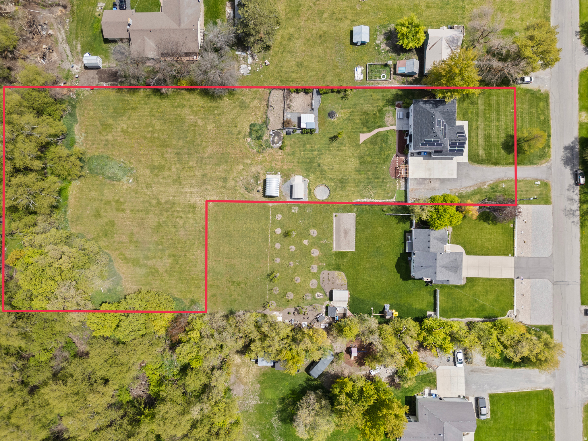 main property photo 35