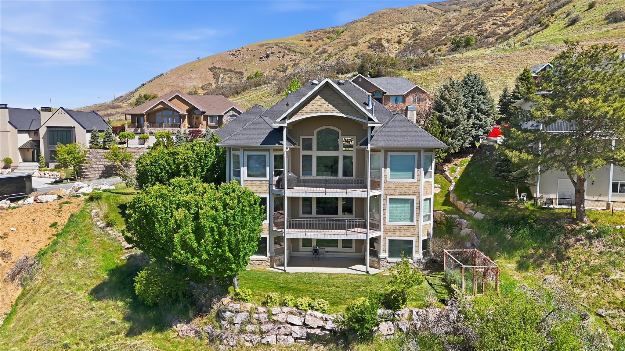 main property photo 54