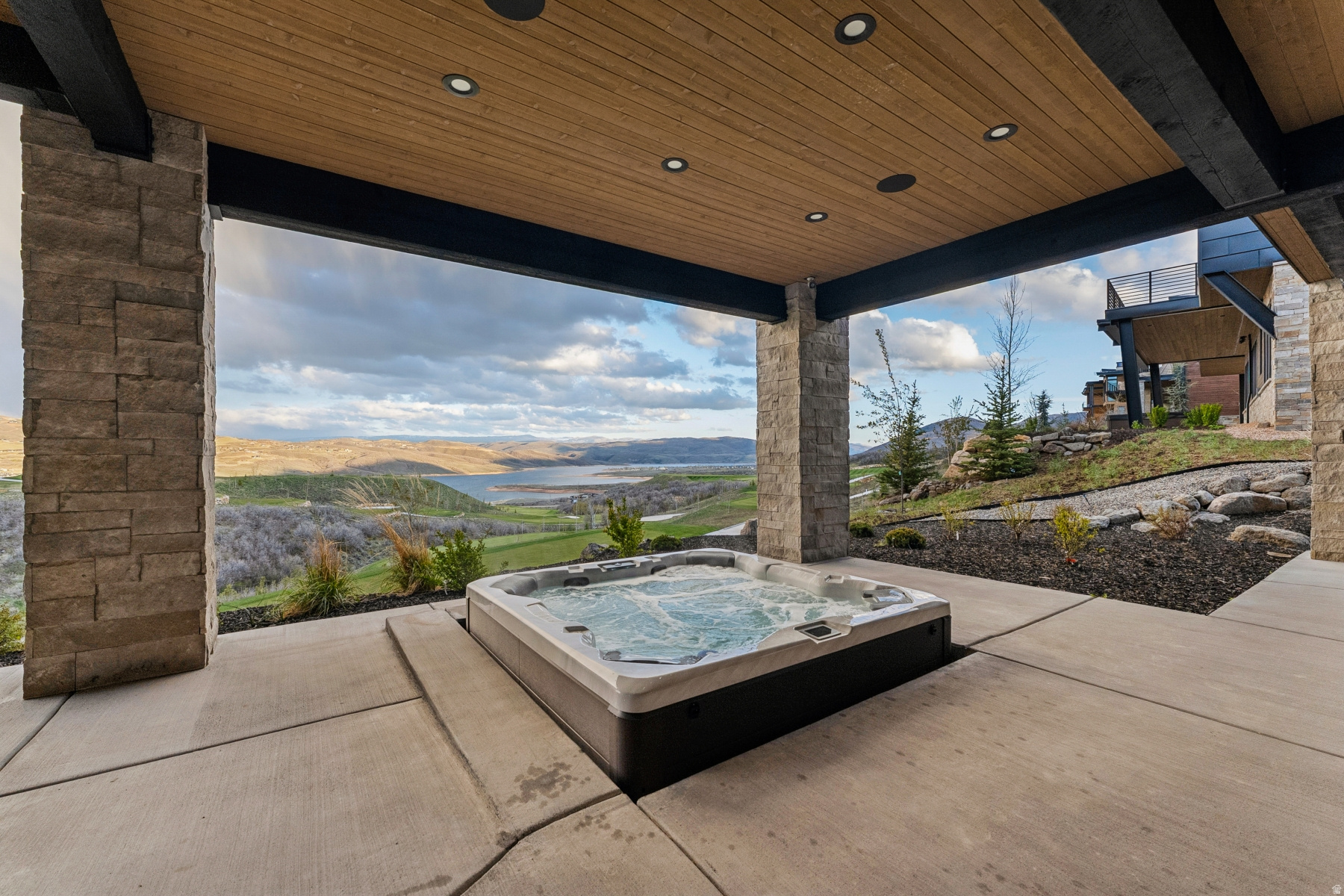 main property photo 104