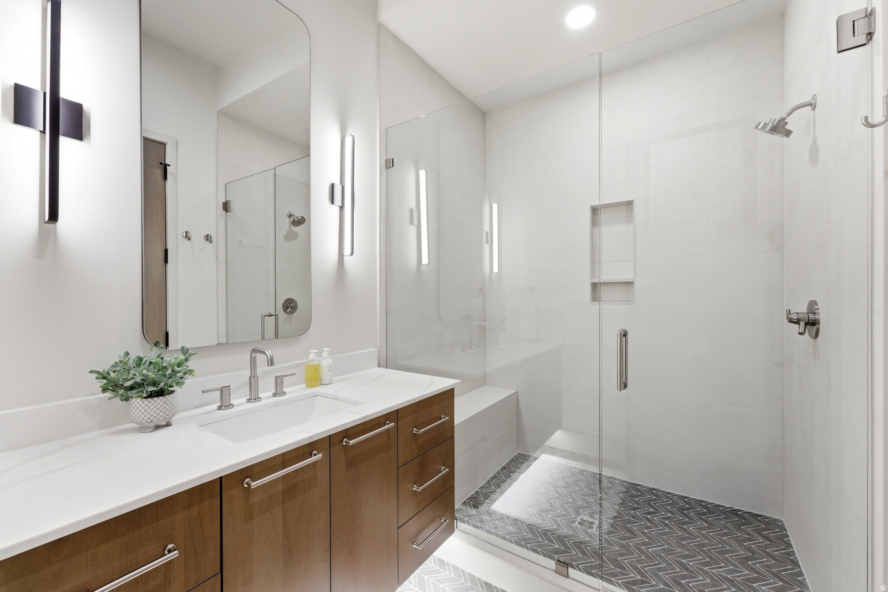 main property photo 65
