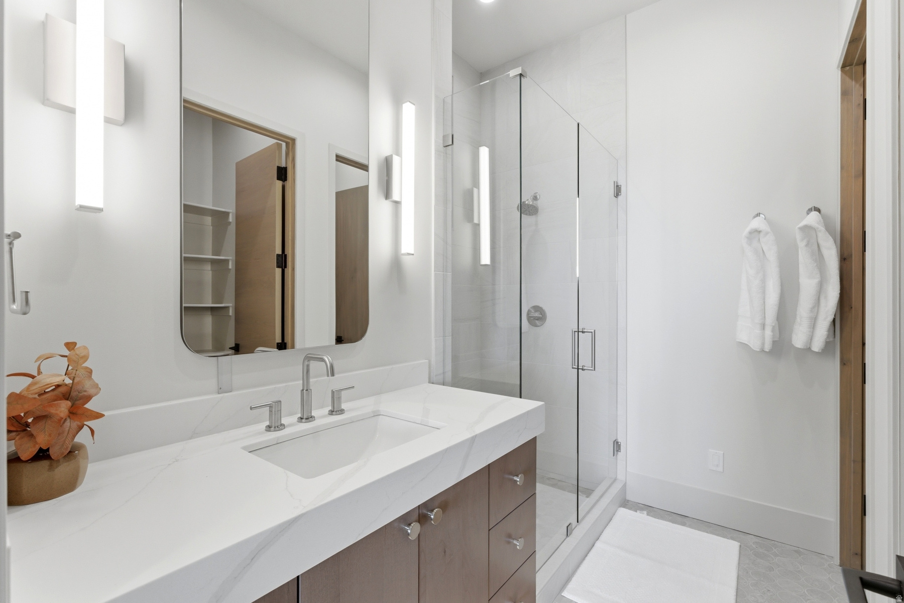 main property photo 68