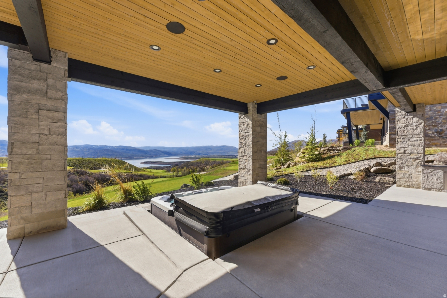 main property photo 72
