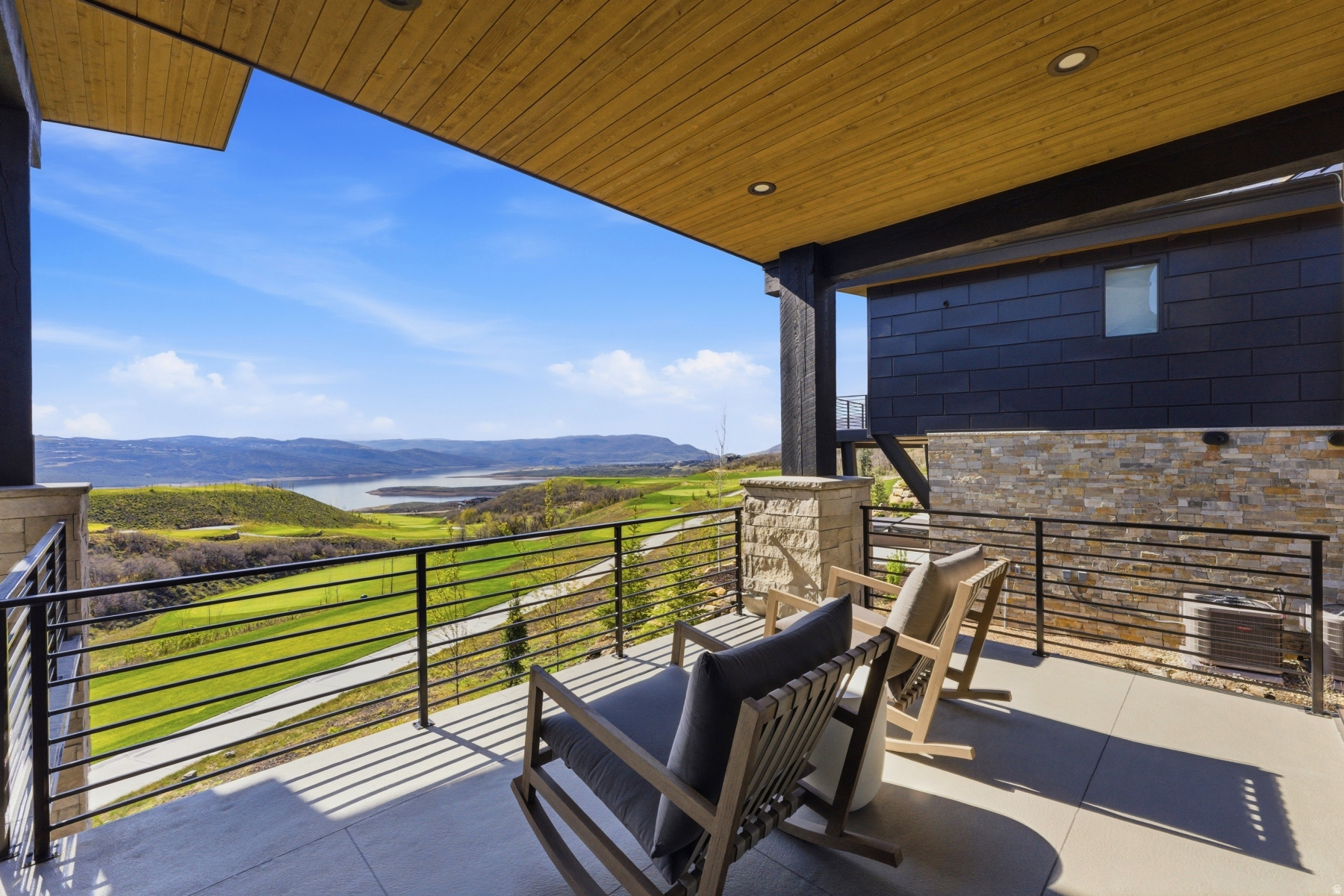 main property photo 84