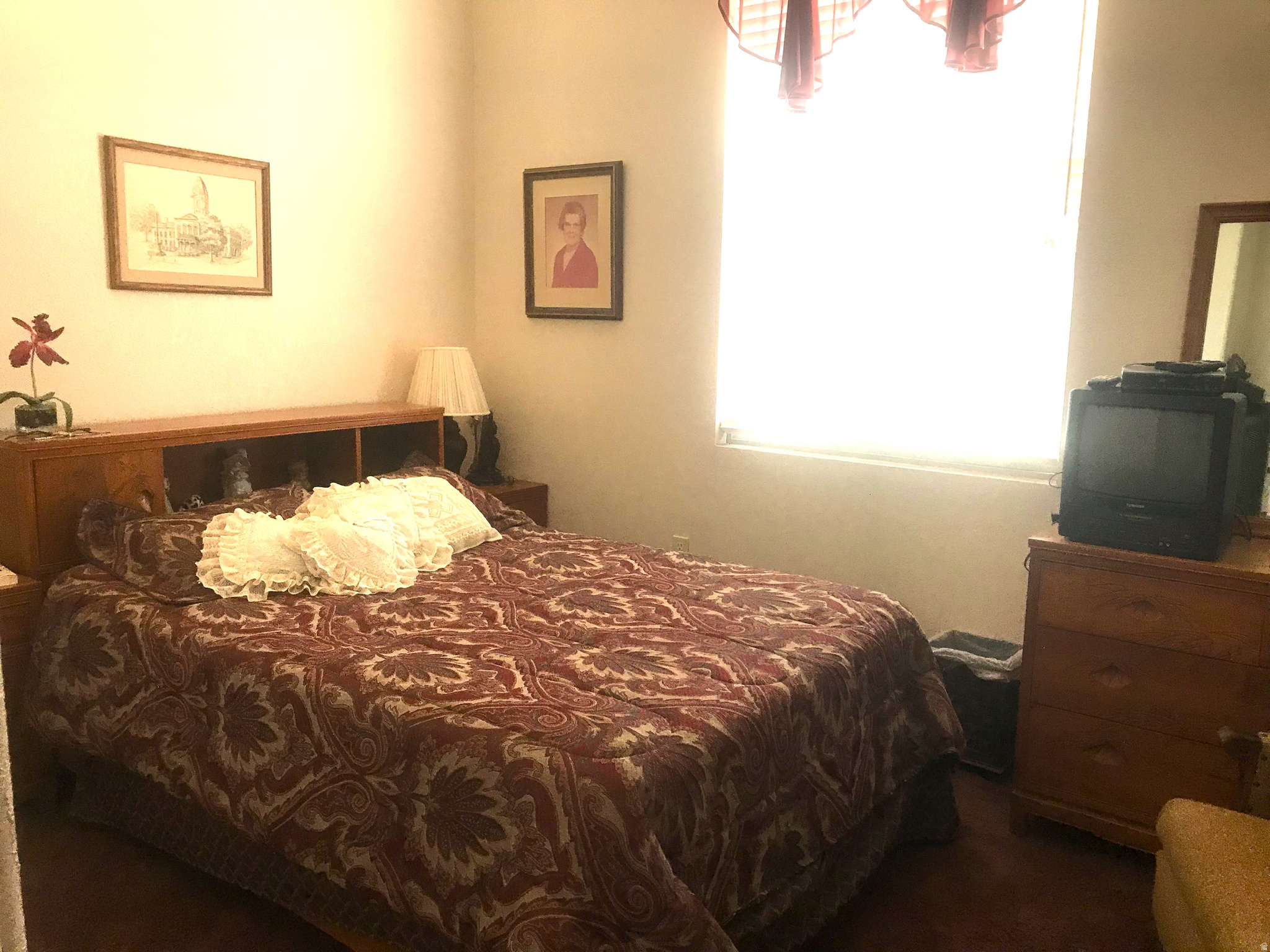 main property photo 11