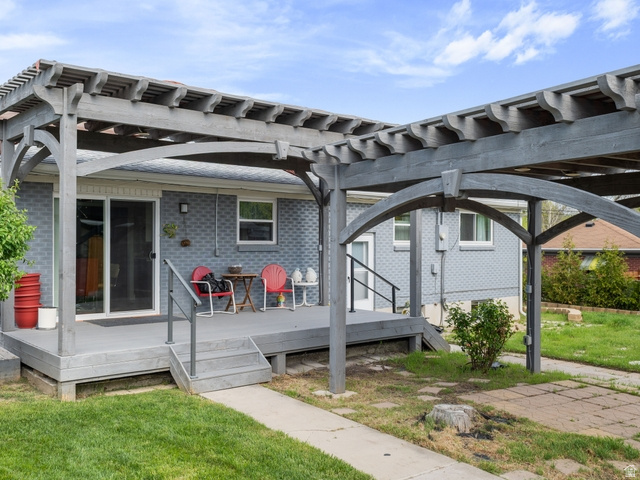 main property photo 7