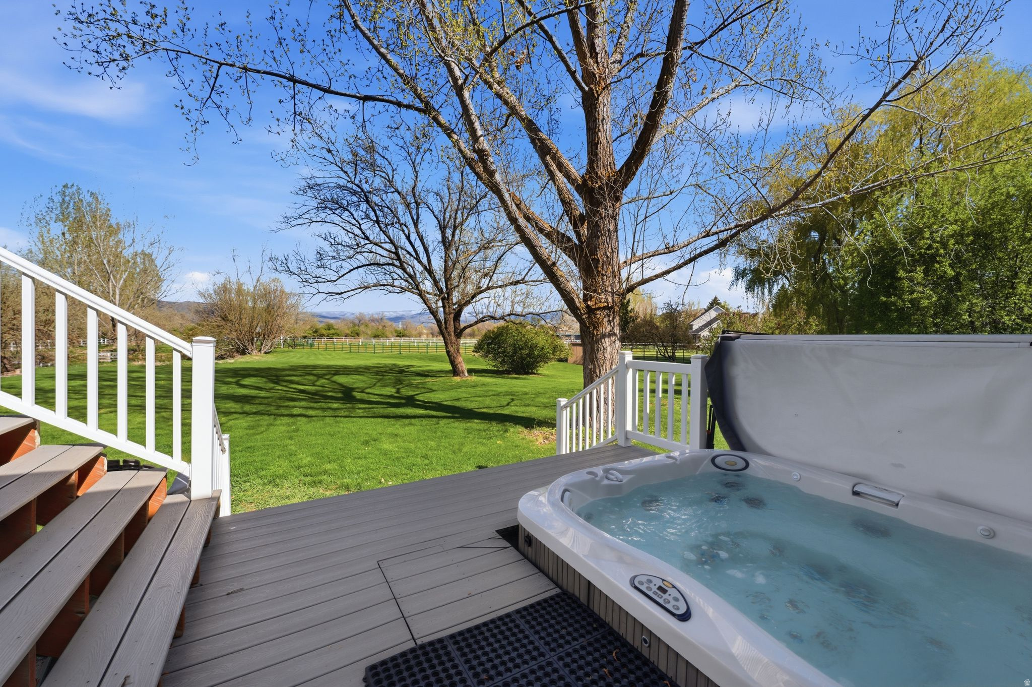 main property photo 18