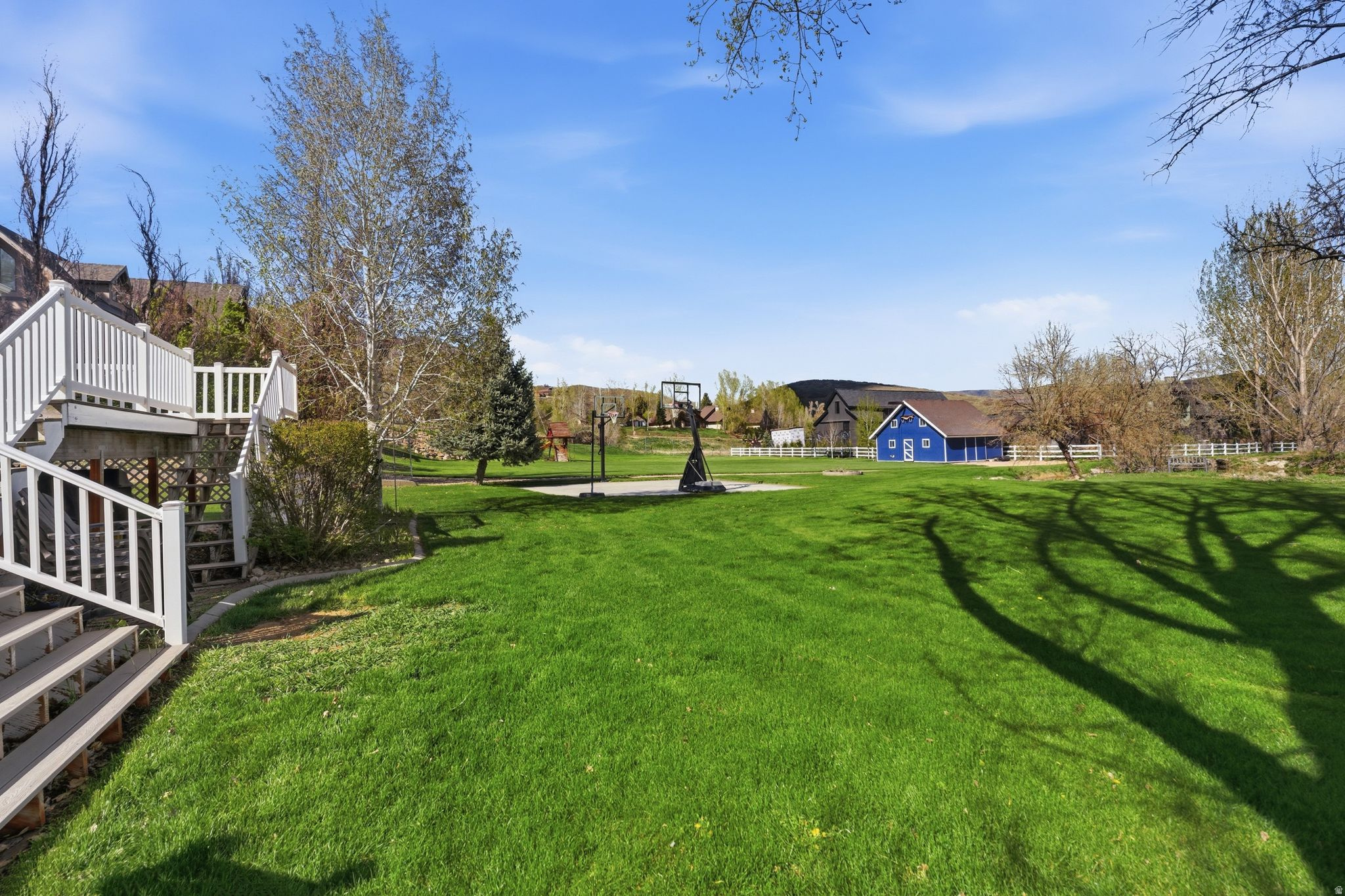 main property photo 19