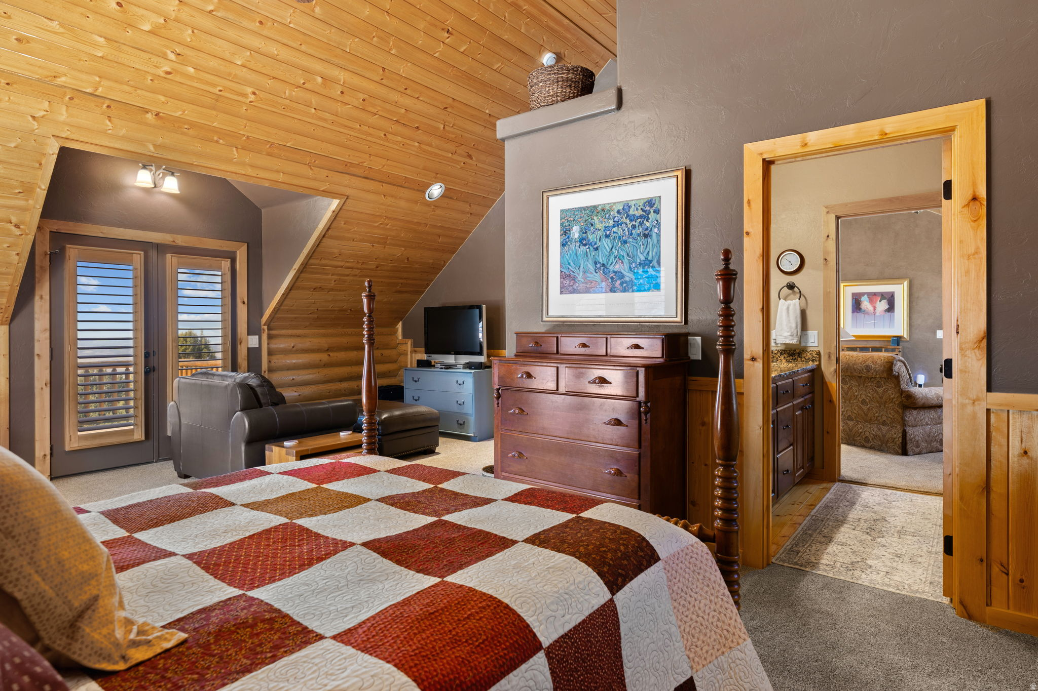 main property photo 53