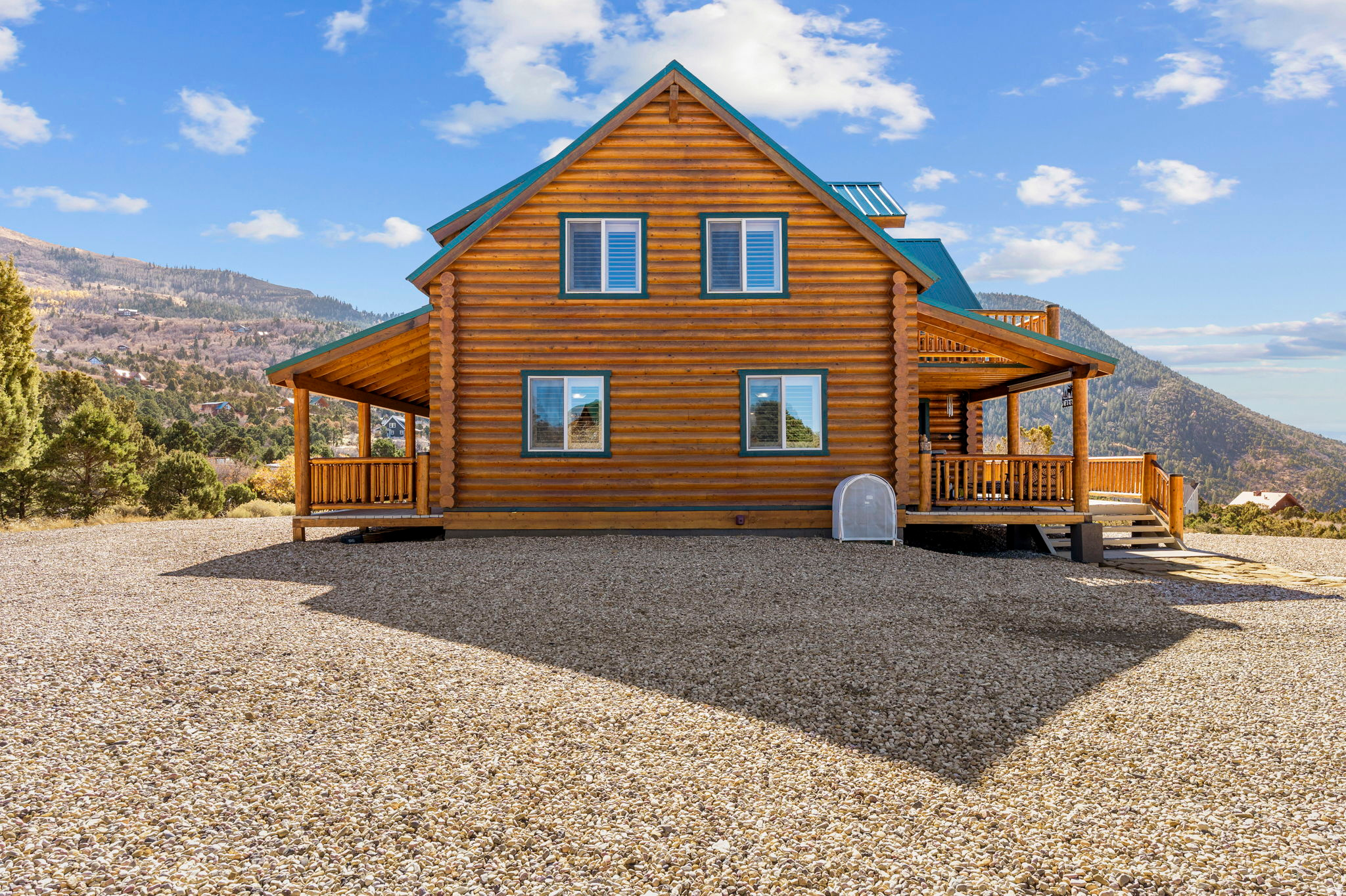 main property photo 9