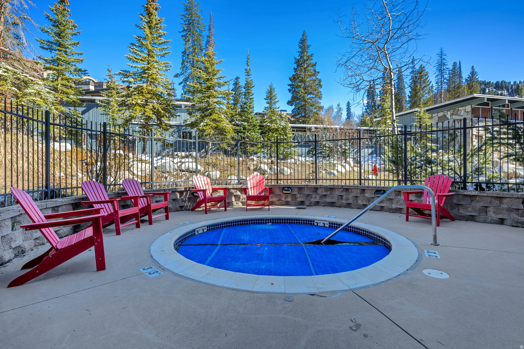main property photo 15