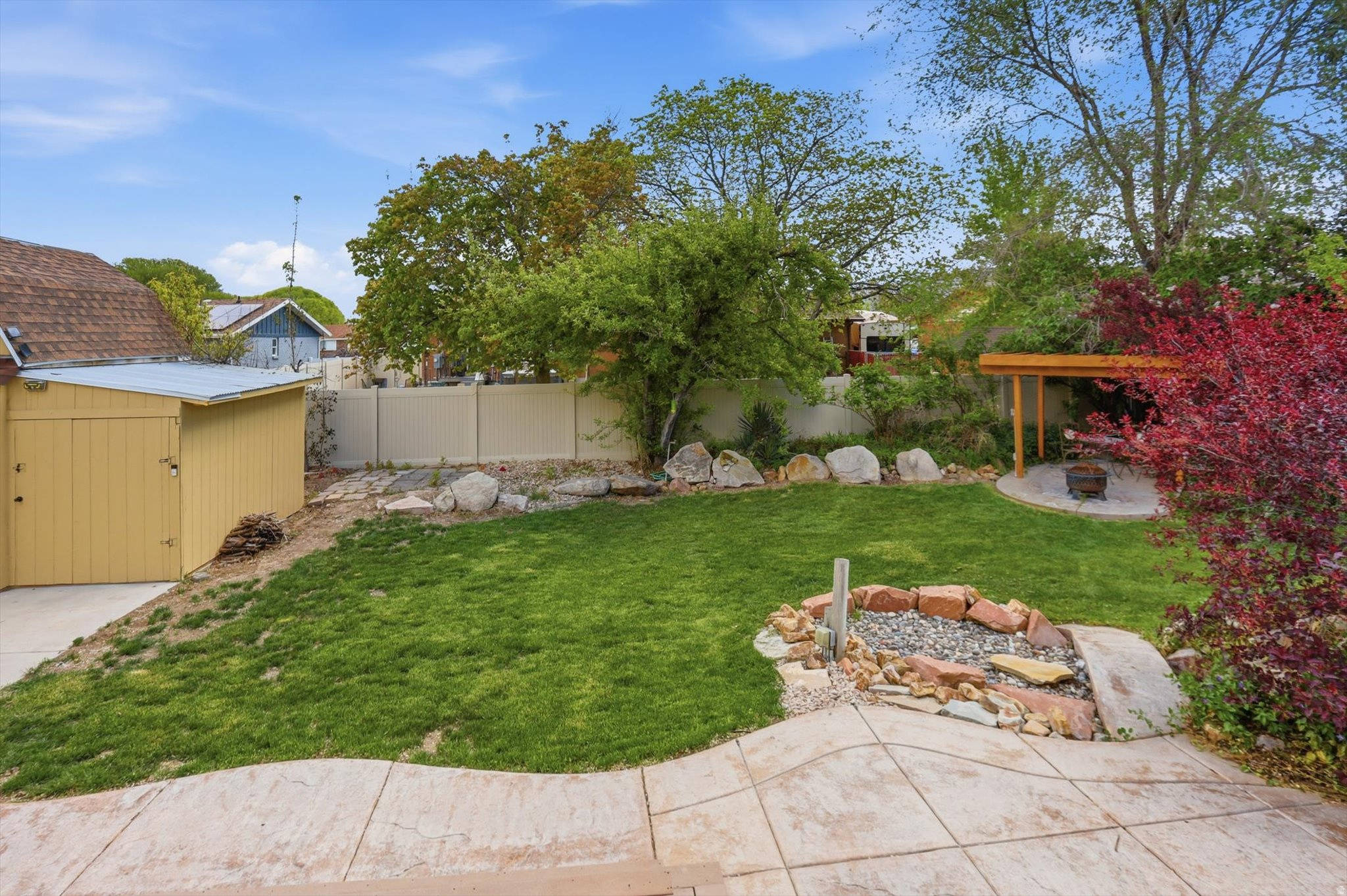 main property photo 43