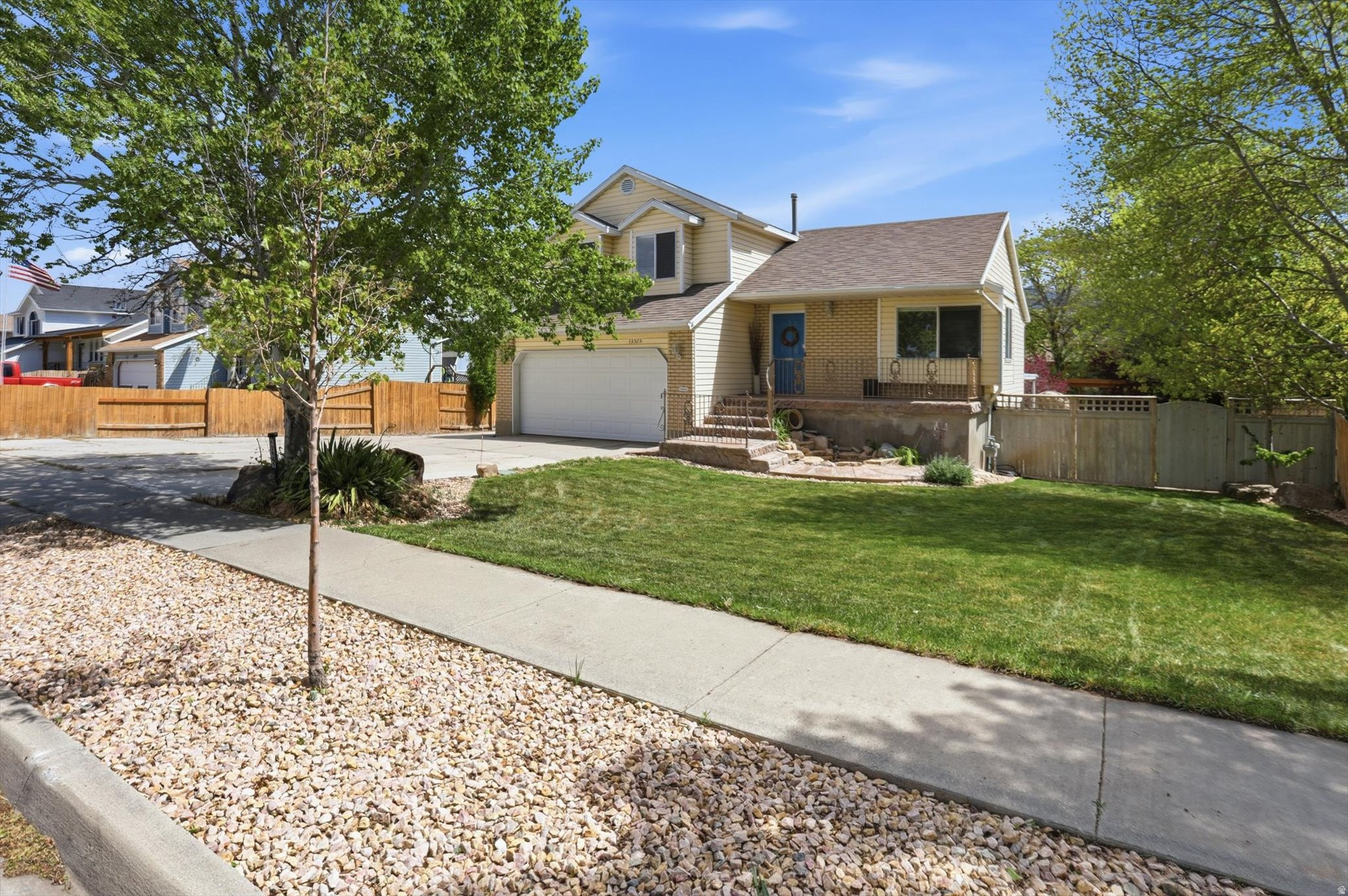 main property photo 46