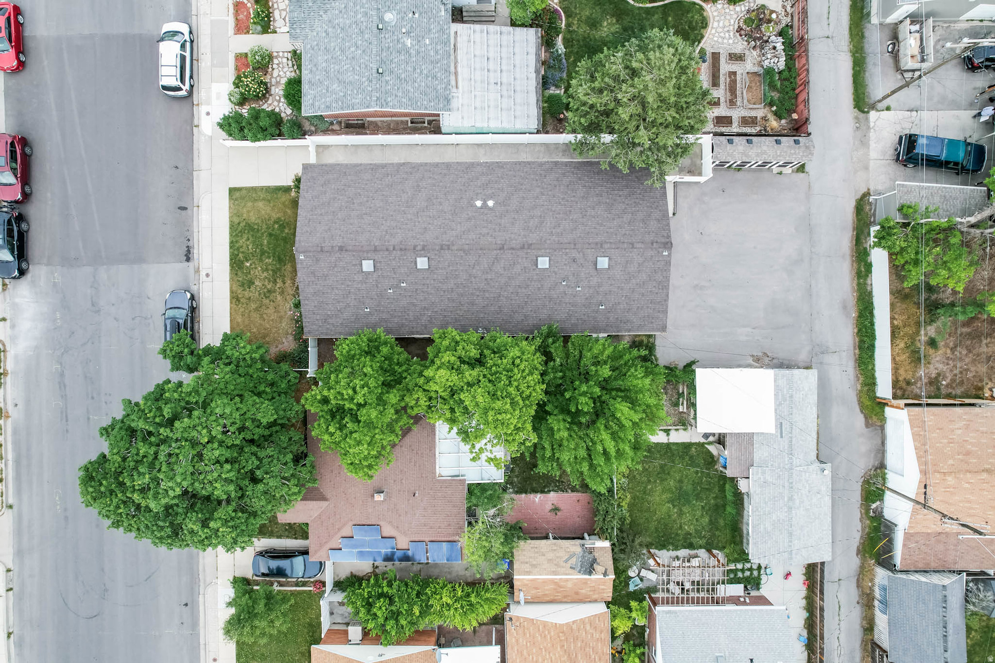 main property photo 41