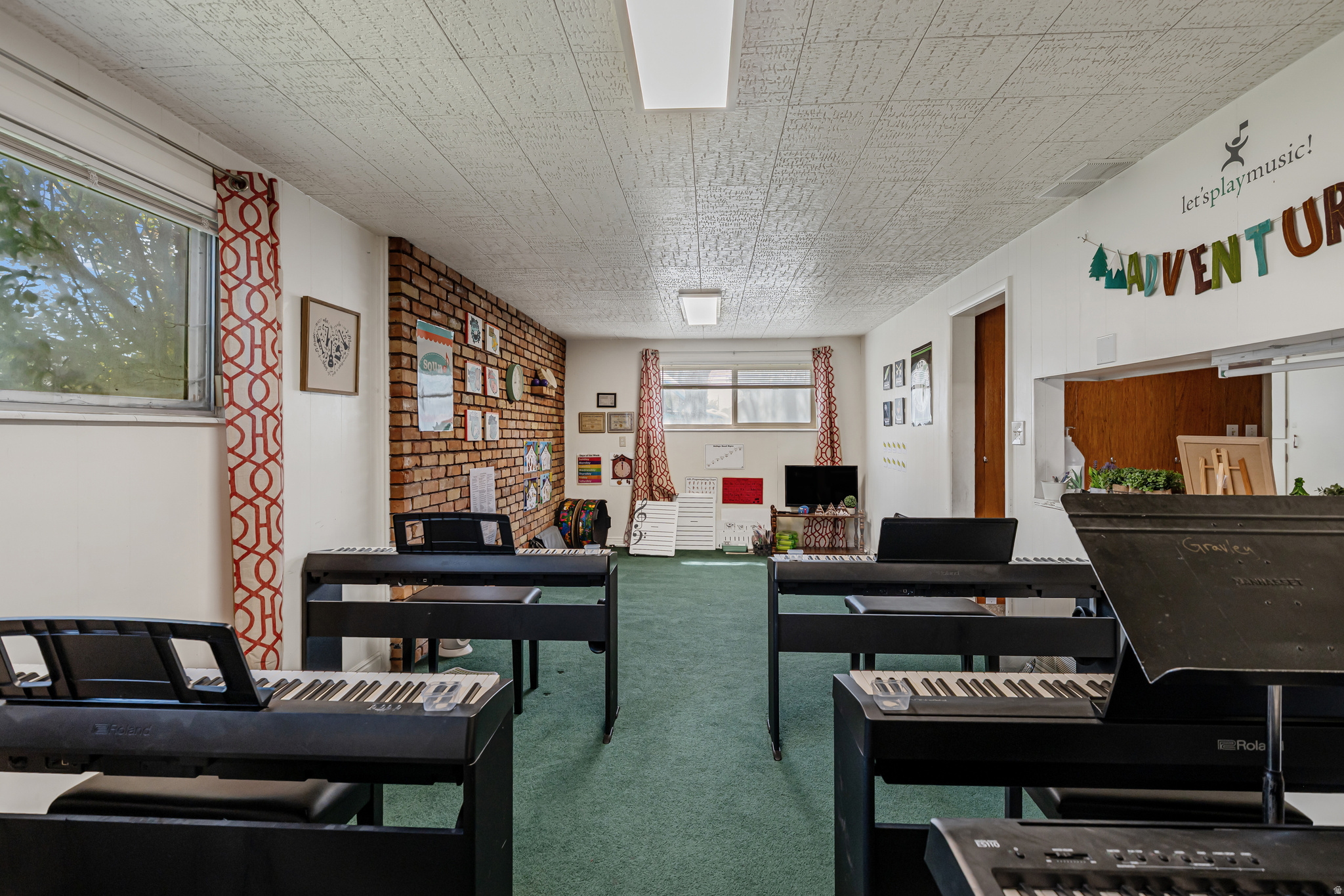 main property photo 22