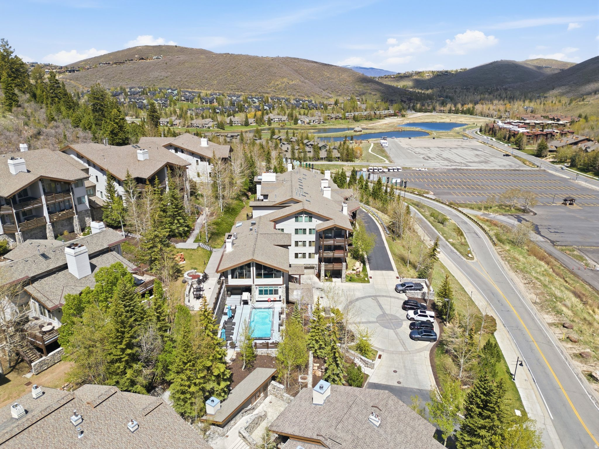 main property photo 45