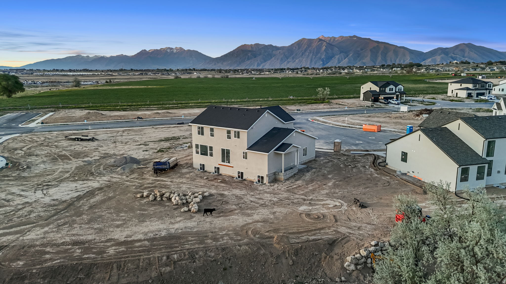 main property photo 3