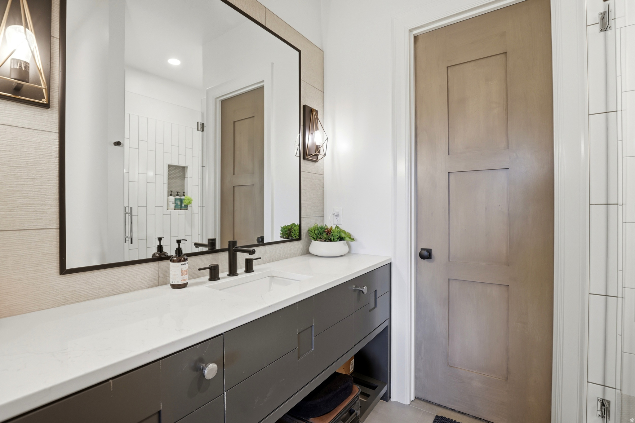 main property photo 75
