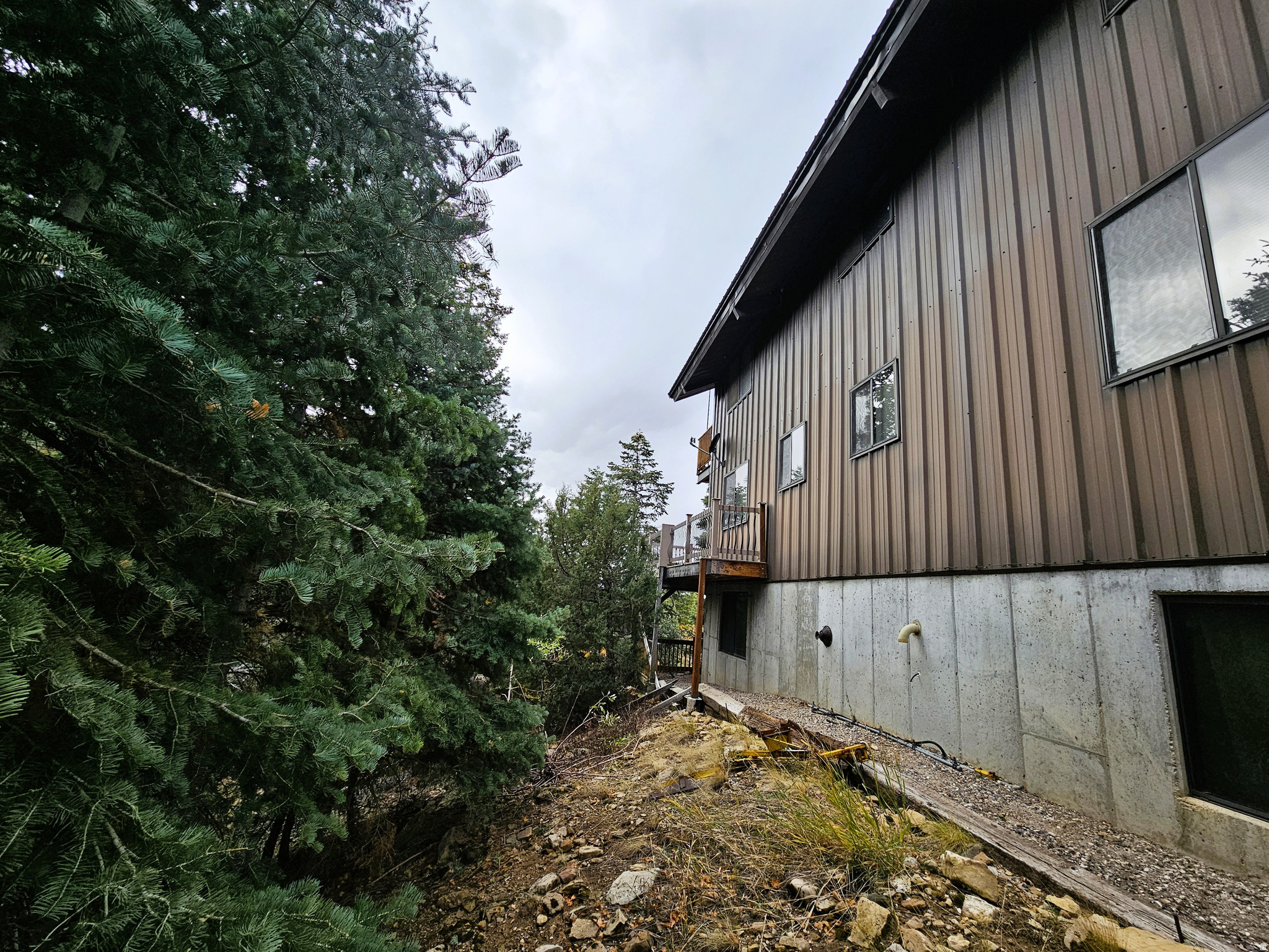 main property photo 41