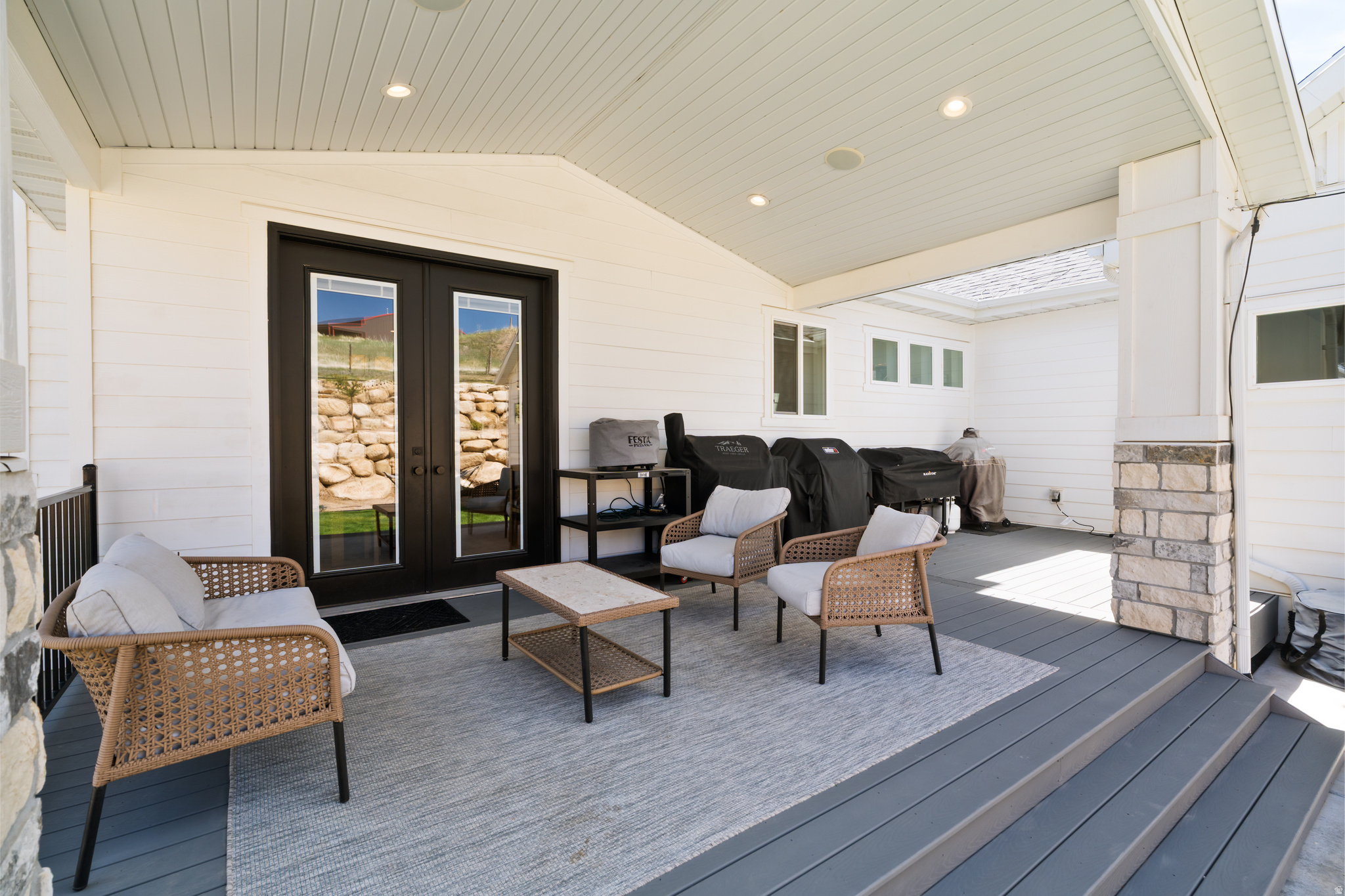main property photo 66