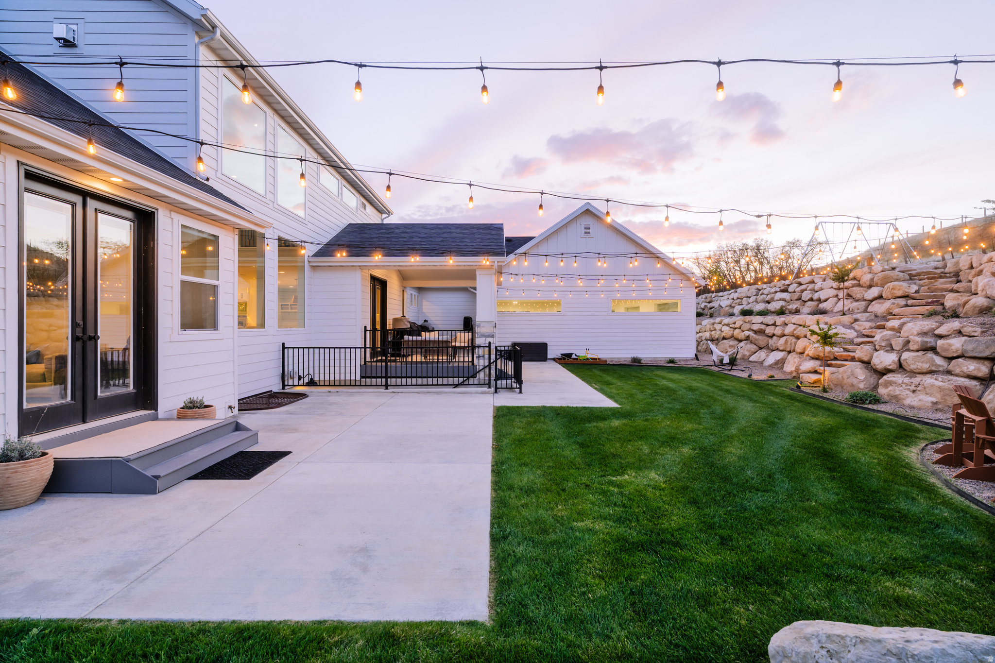 main property photo 75
