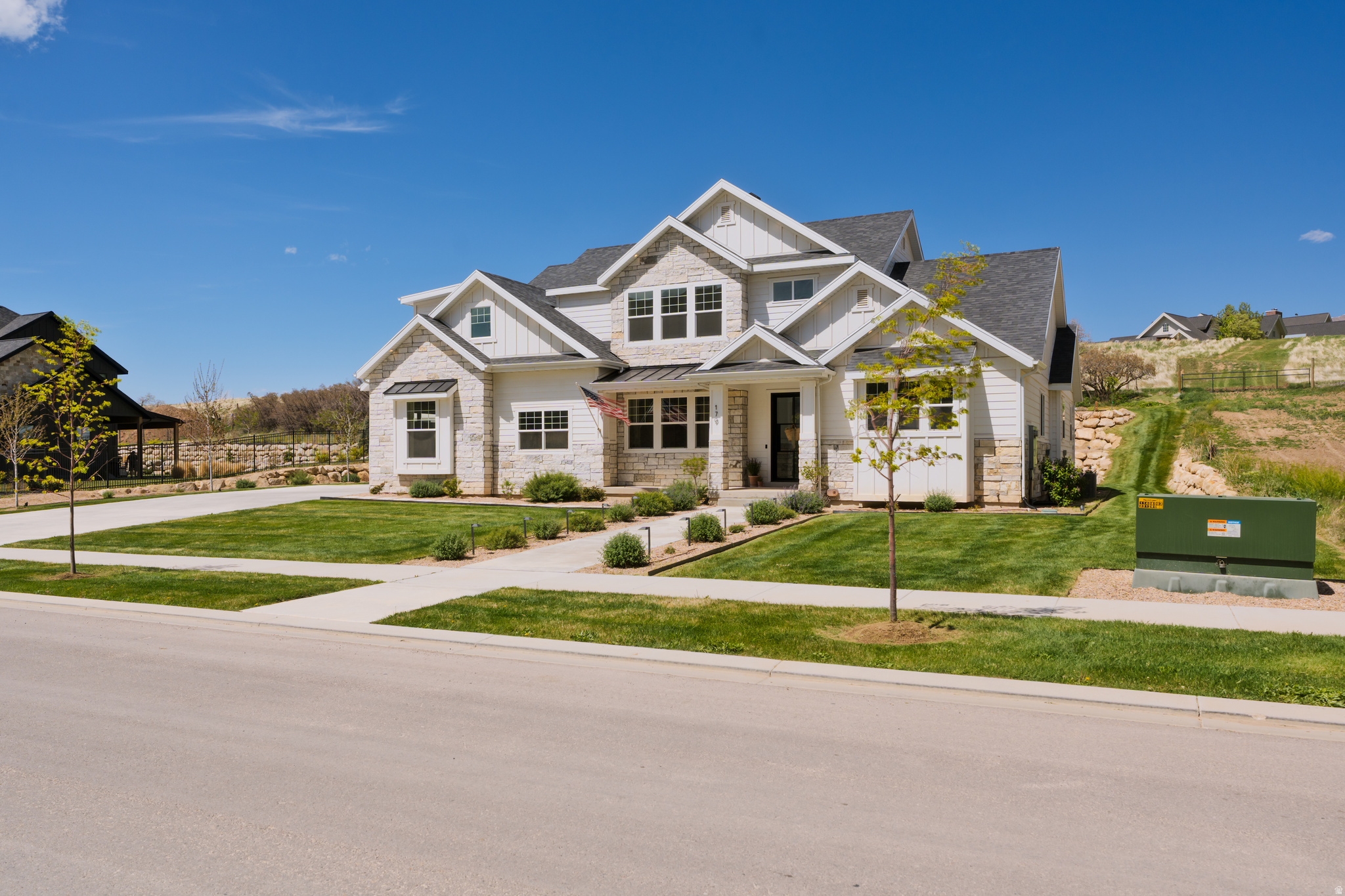 main property photo 77