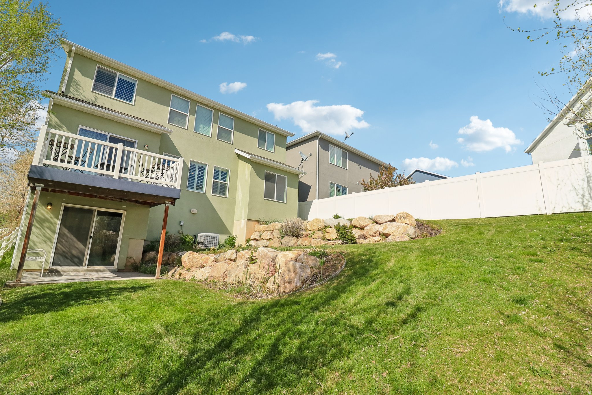 main property photo 47