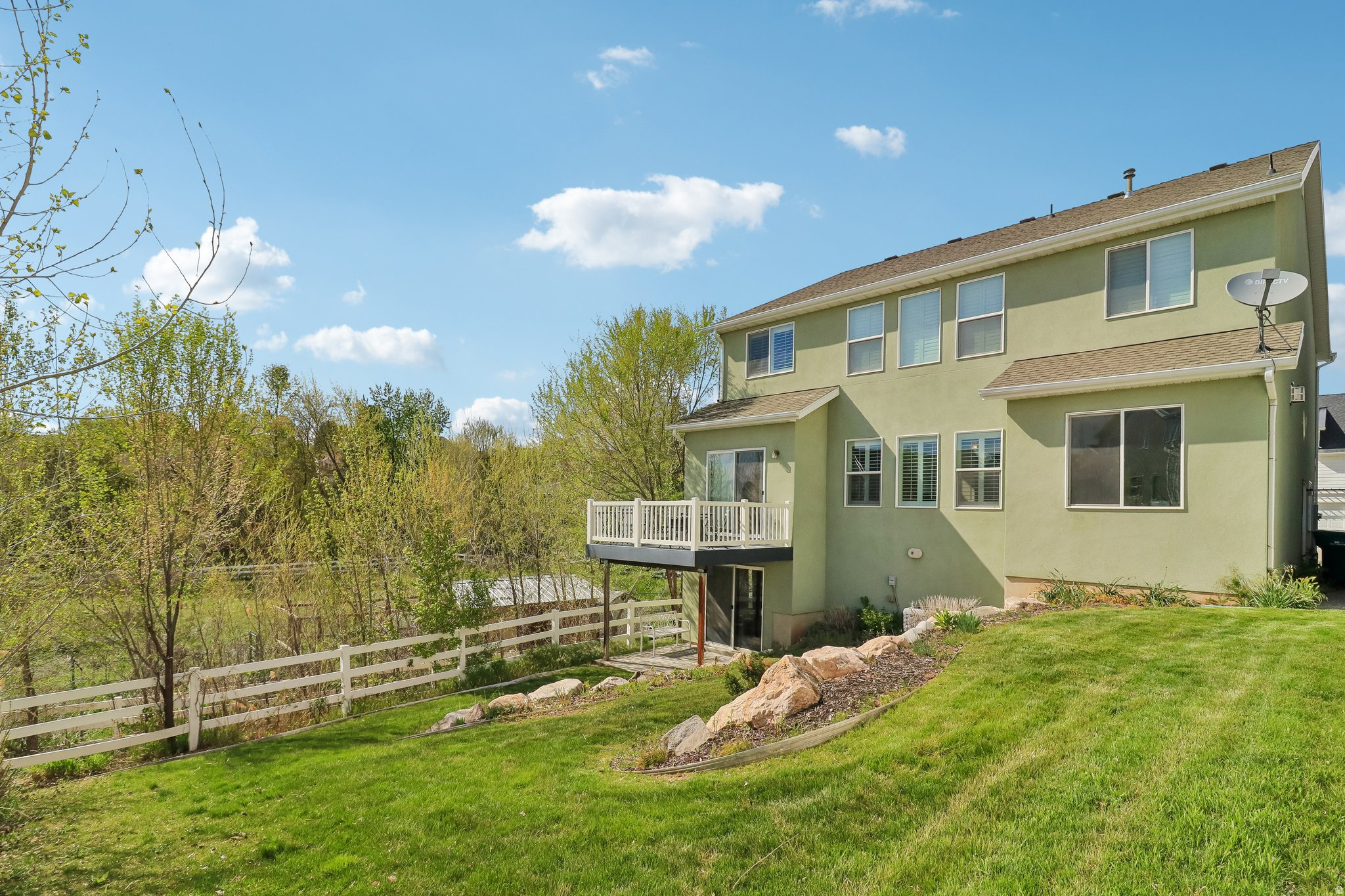 main property photo 49