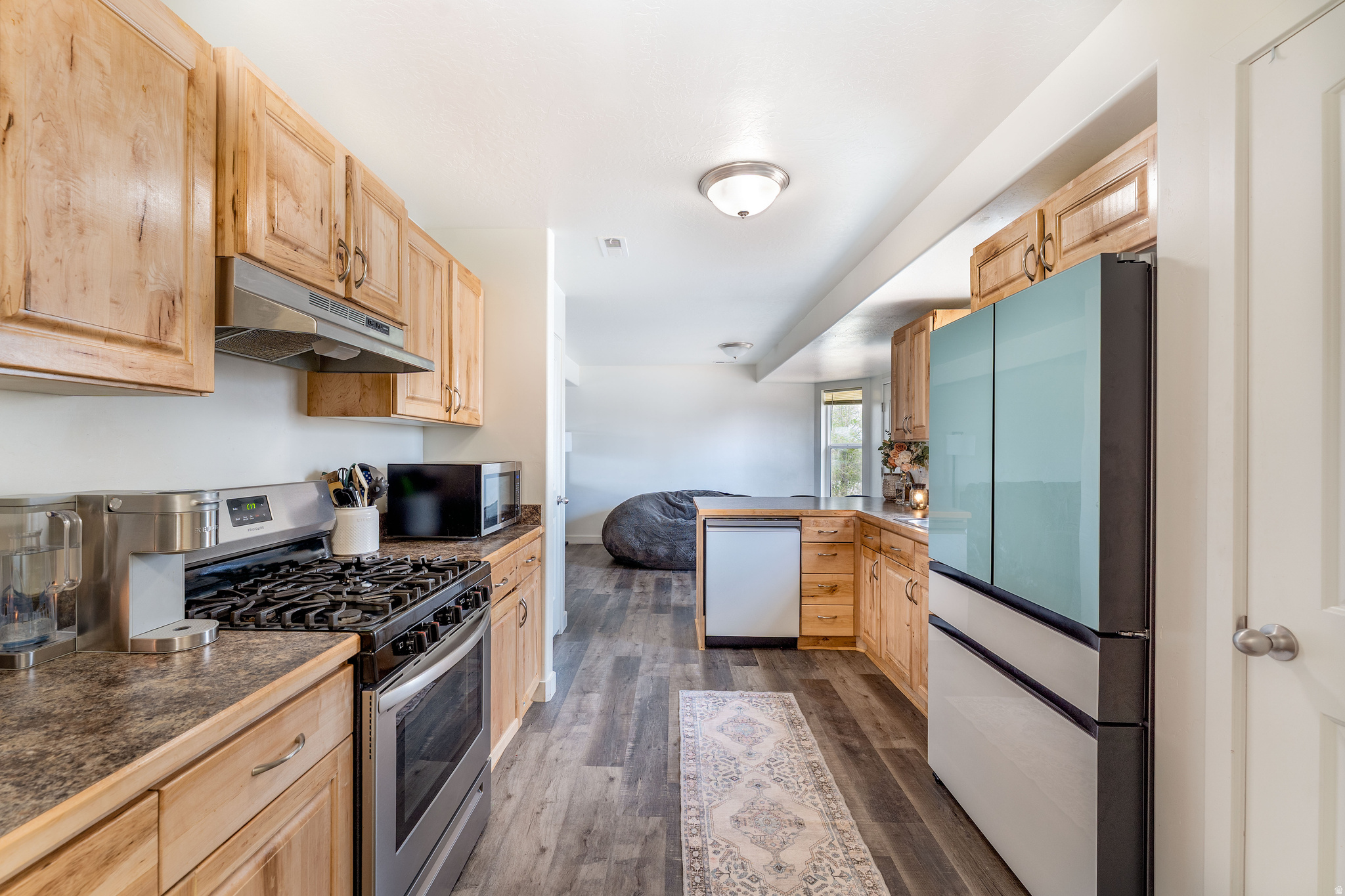 main property photo 15