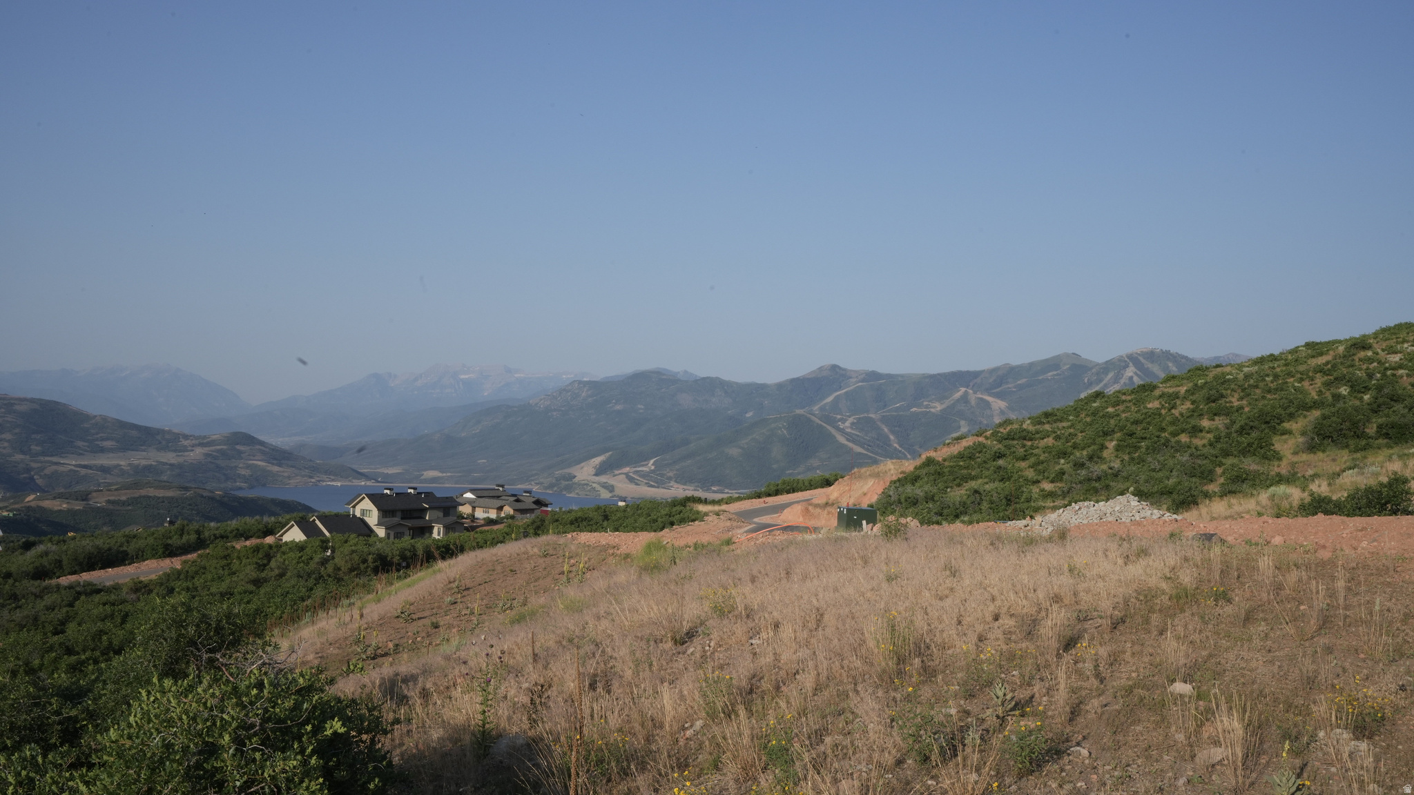 main property photo 19
