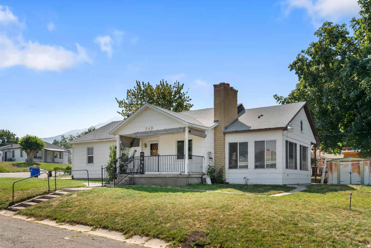 main property photo 23